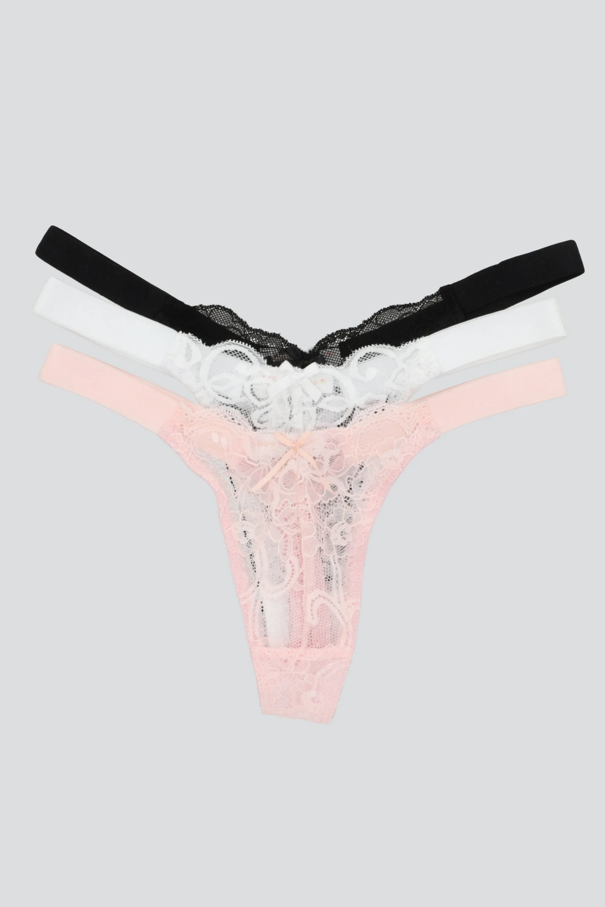 Tripack tanga de encaje sold by Shasa
