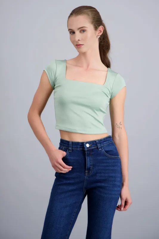 Top liso escote cuadrado manga corta sold by Shasa