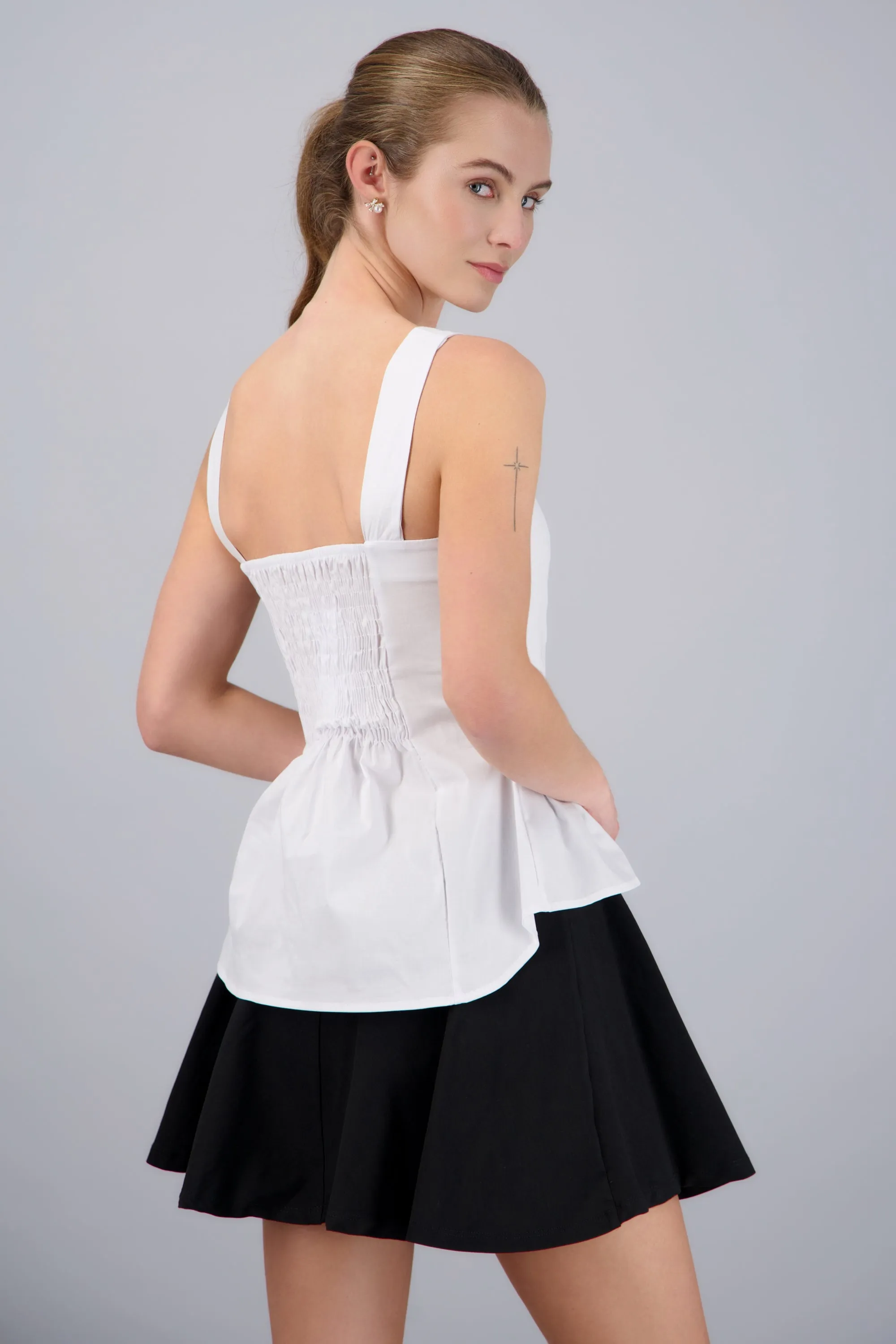 Blusa tirantes detalle peplum sold by Shasa product image thumbnail 4