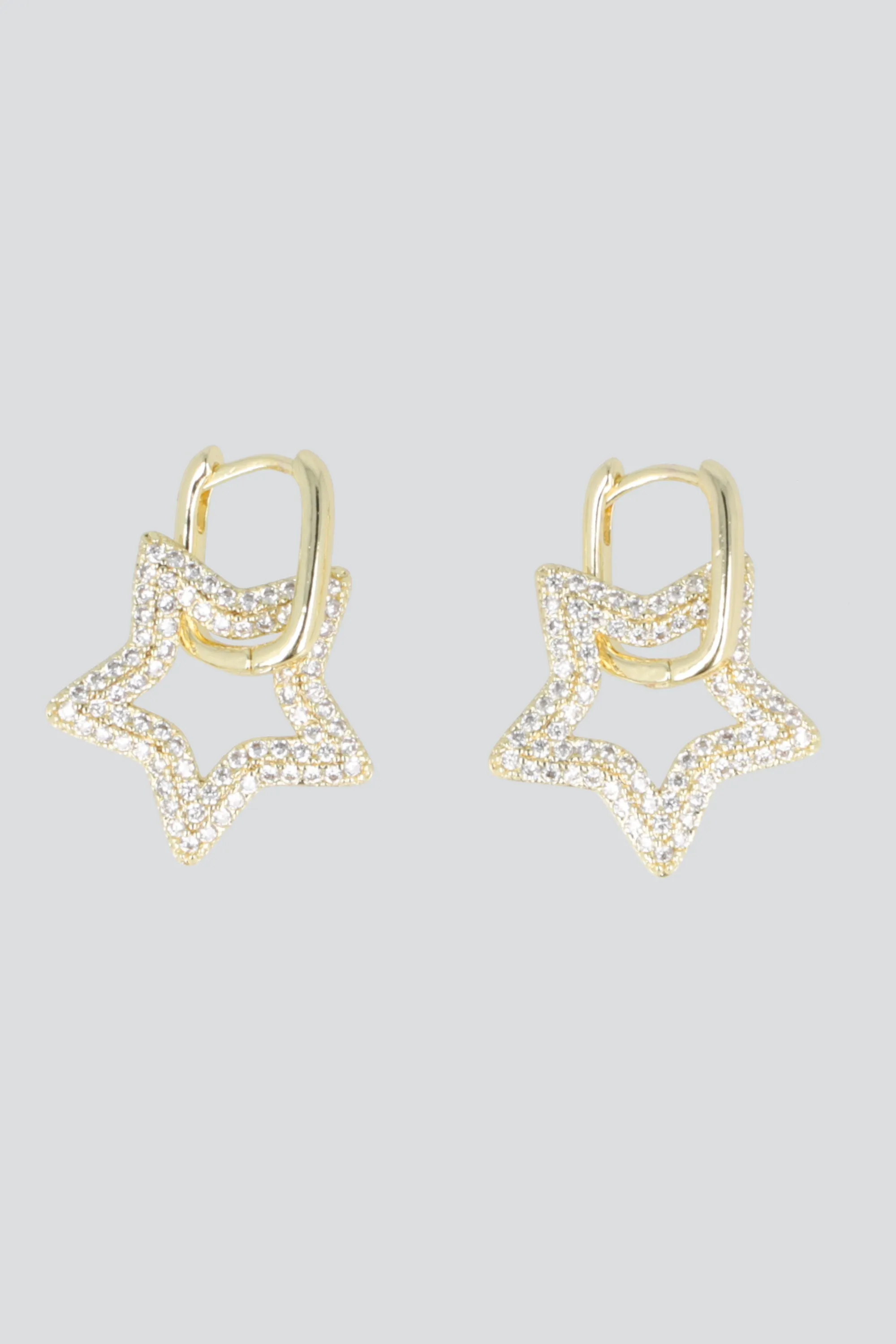 Arracadas estrellas full brillos sold by Shasa