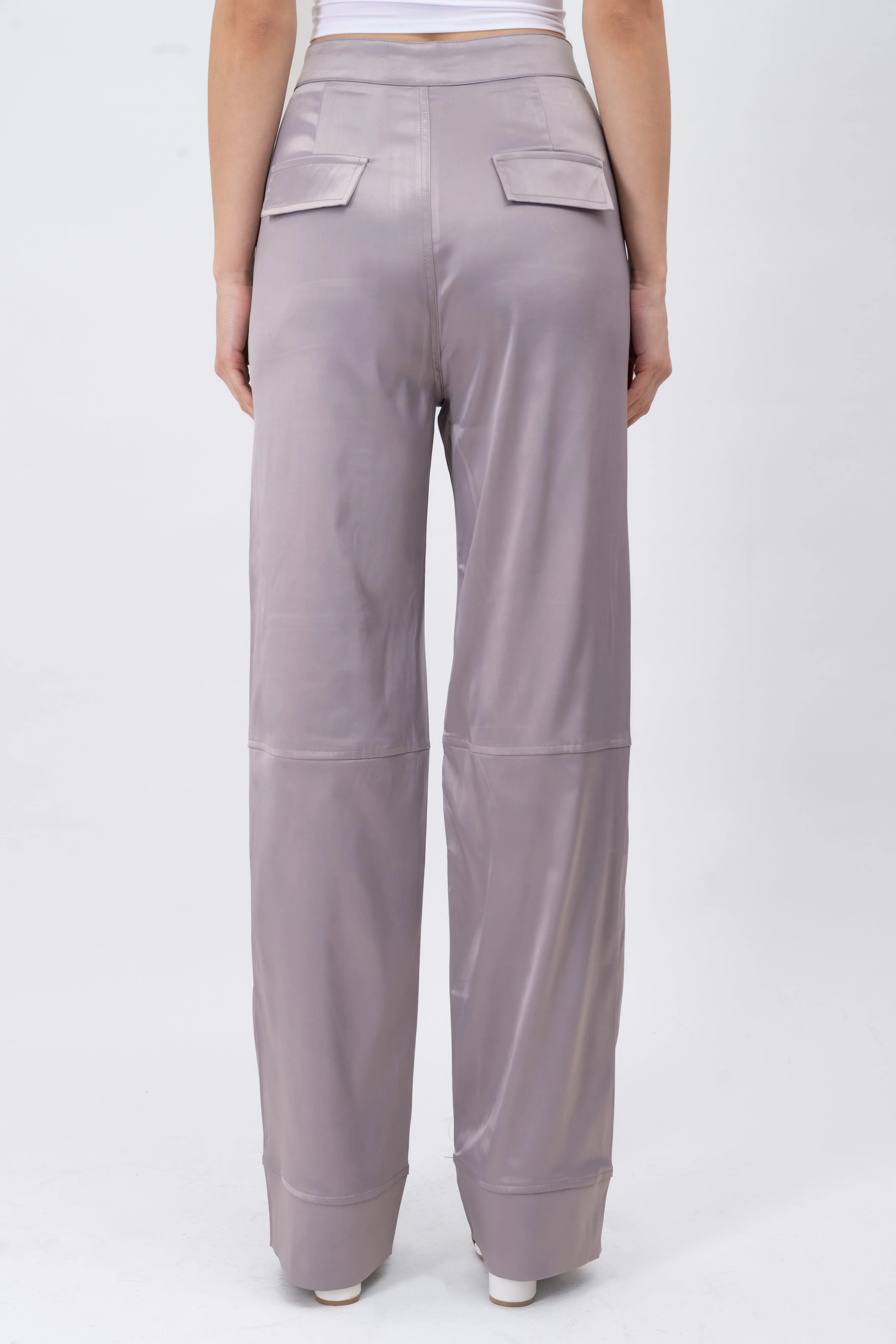 Pantalón recto cargo satinado sold by Shasa product image thumbnail 4
