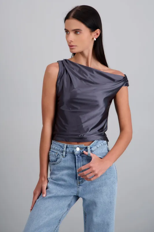 Top drapeado detalle tirante torcido sold by Shasa