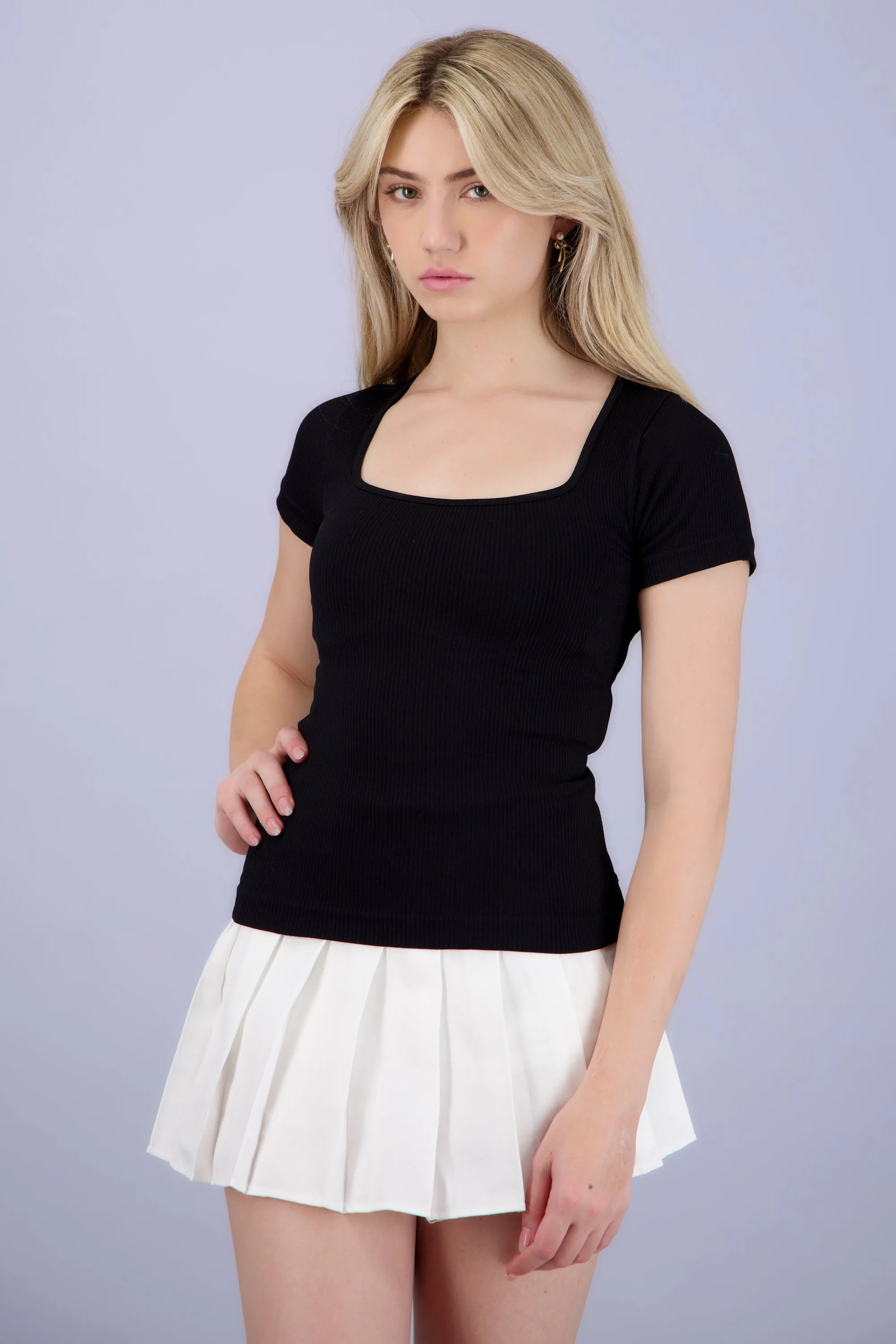 Top manga corta escote cuadrado seamless sold by Shasa product image thumbnail 4