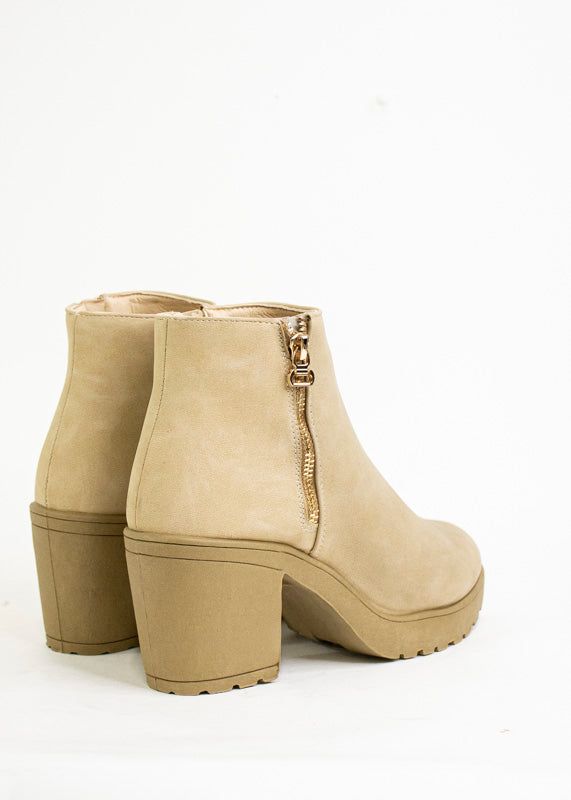 Botín cierre lateral suela track sold by Shasa product image thumbnail 3