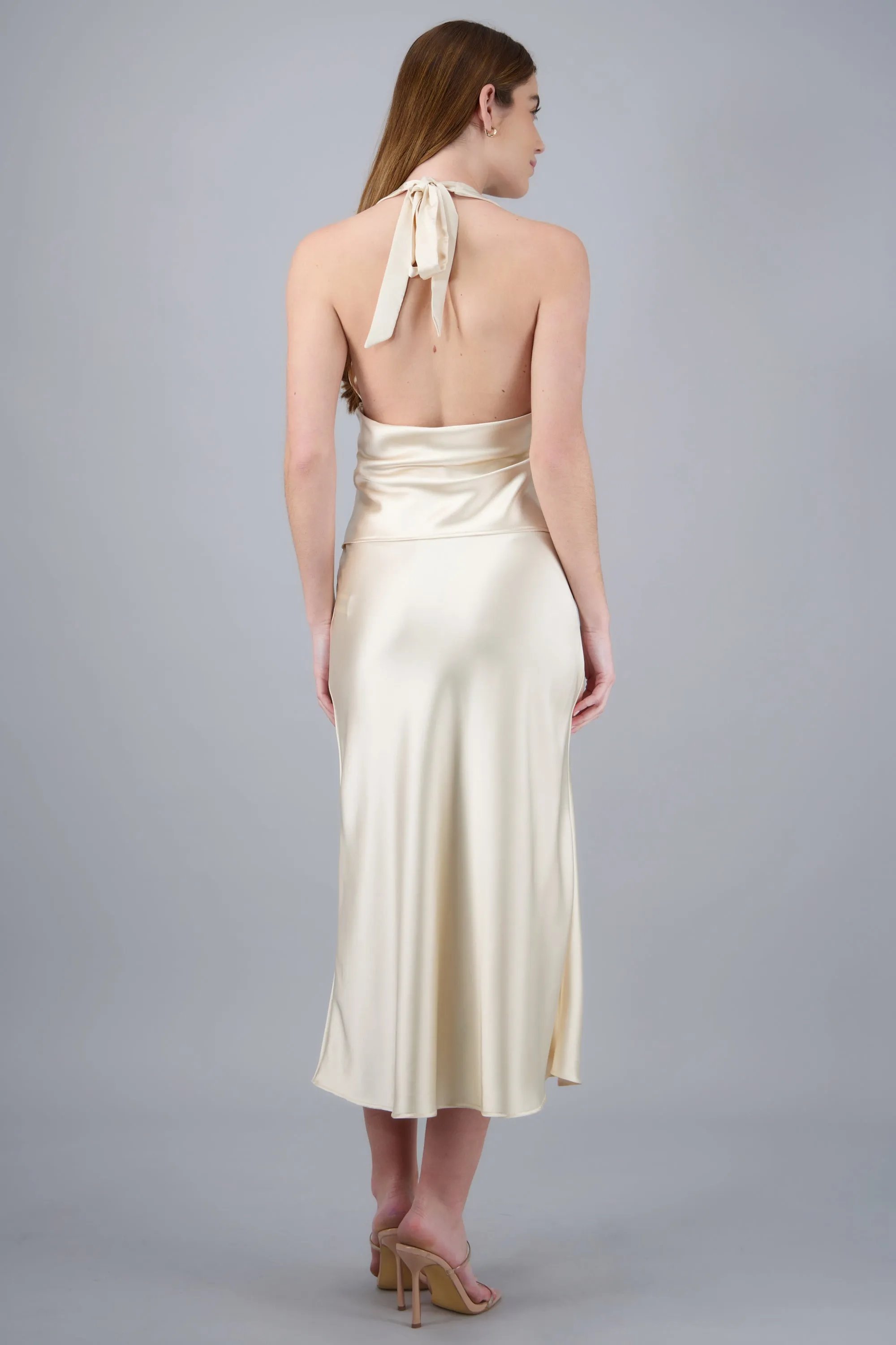 Falda midi satinada lisa sold by Shasa product image thumbnail 4