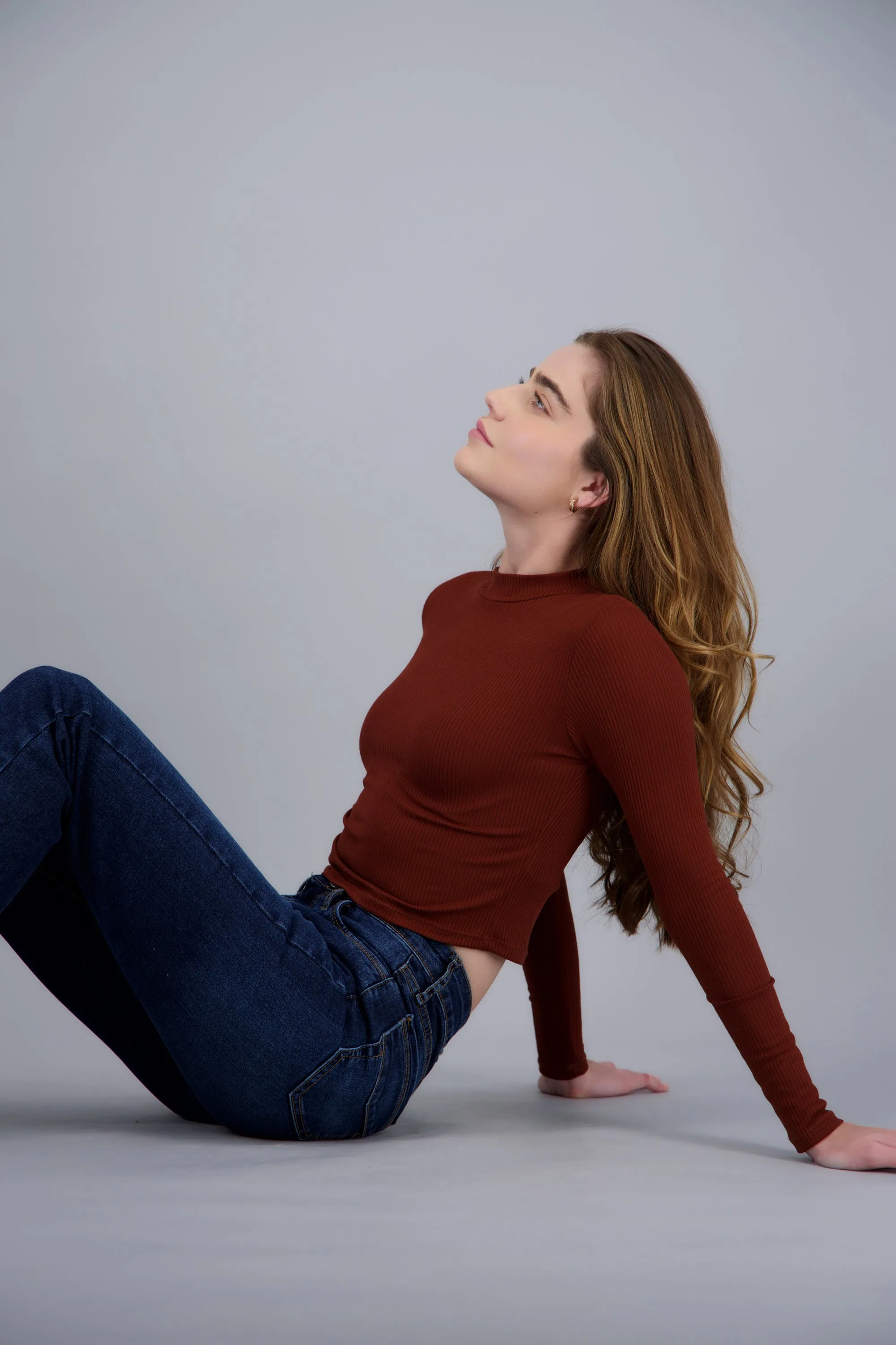 Top crop manga larga cuello alto sold by Shasa product image thumbnail 2