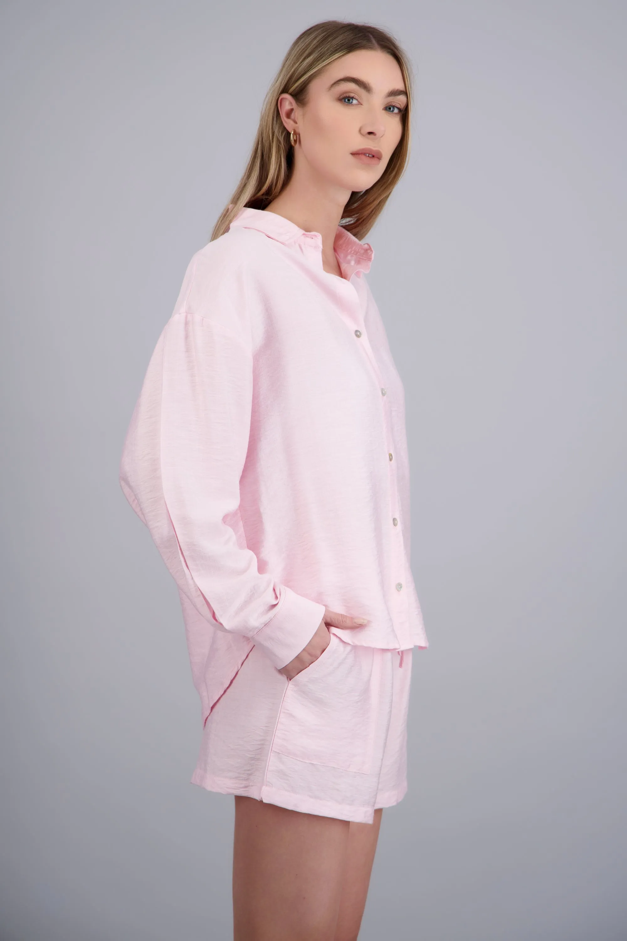 Camisa larga con puños sold by Shasa product image thumbnail 3