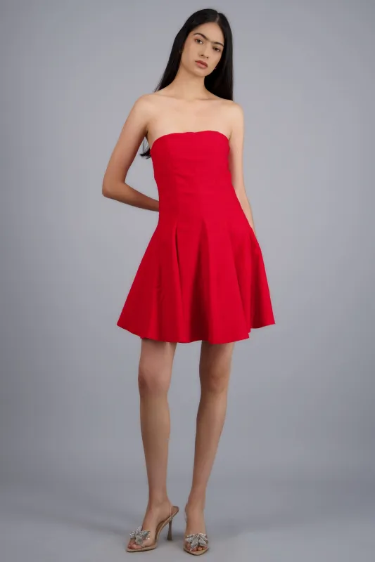 Vestido corto strapless con cortes made by Shasa