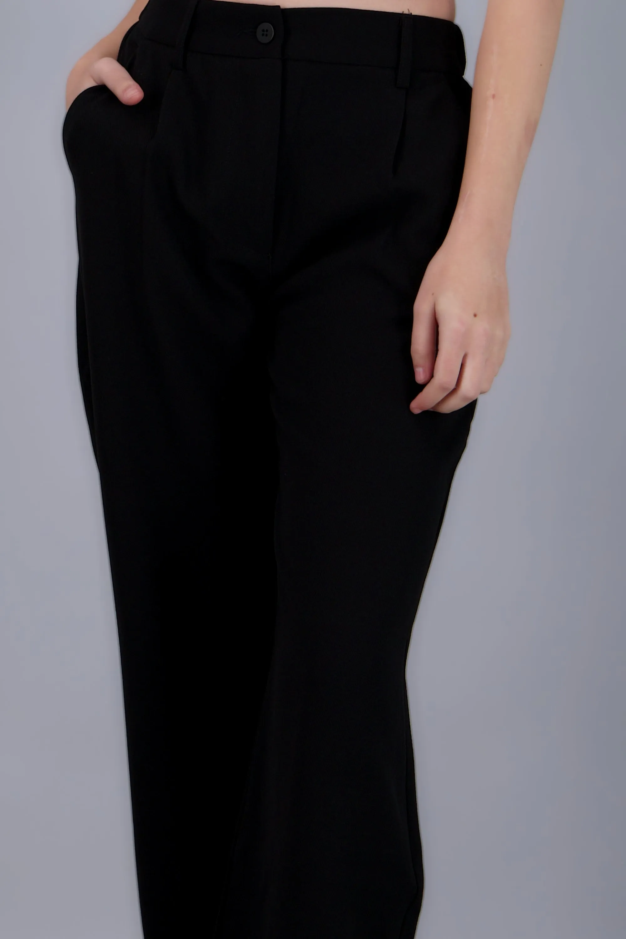 Pantalon liso con pinzas sold by Shasa product image thumbnail 5