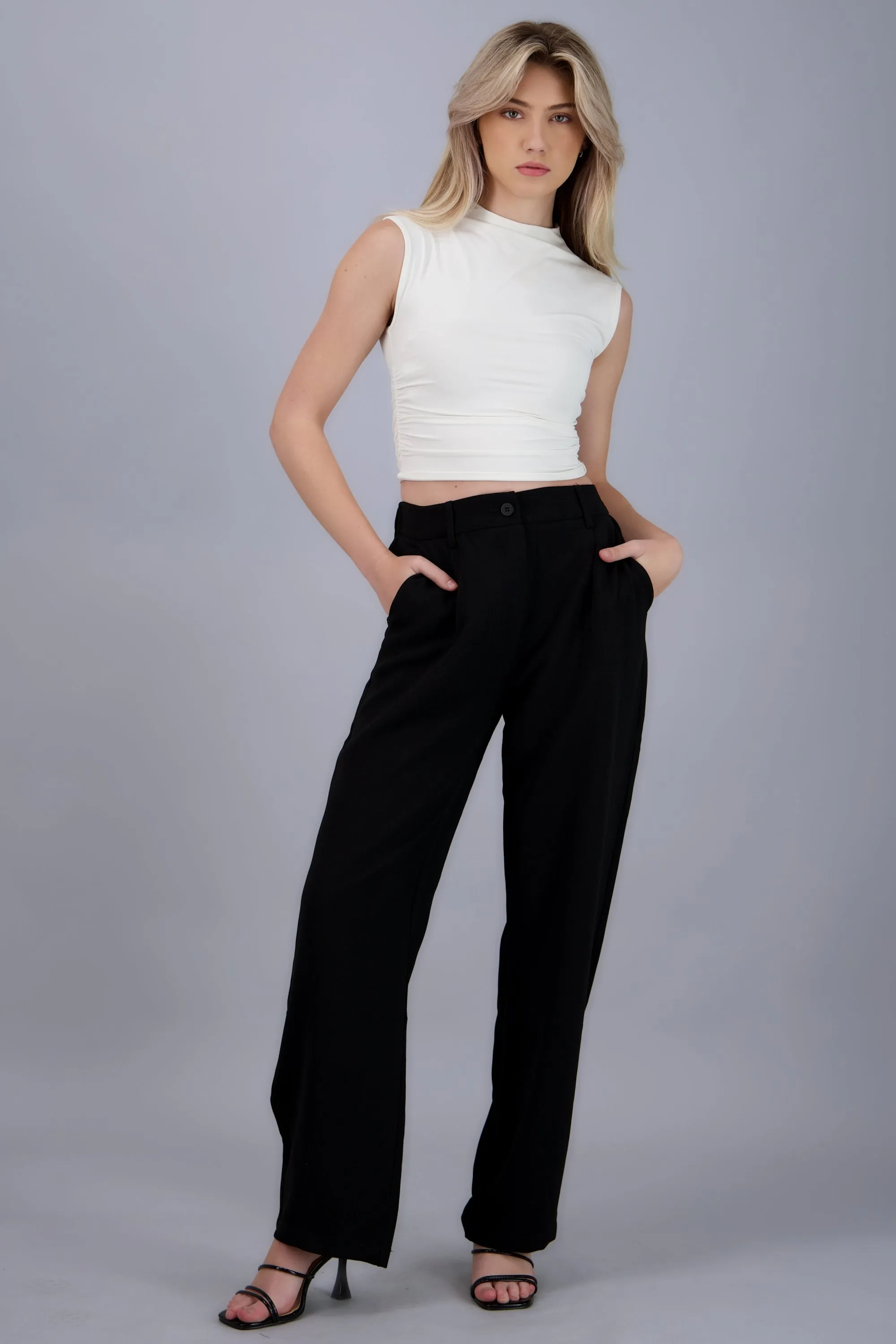 Pantalon liso con pinzas sold by Shasa product image thumbnail 2
