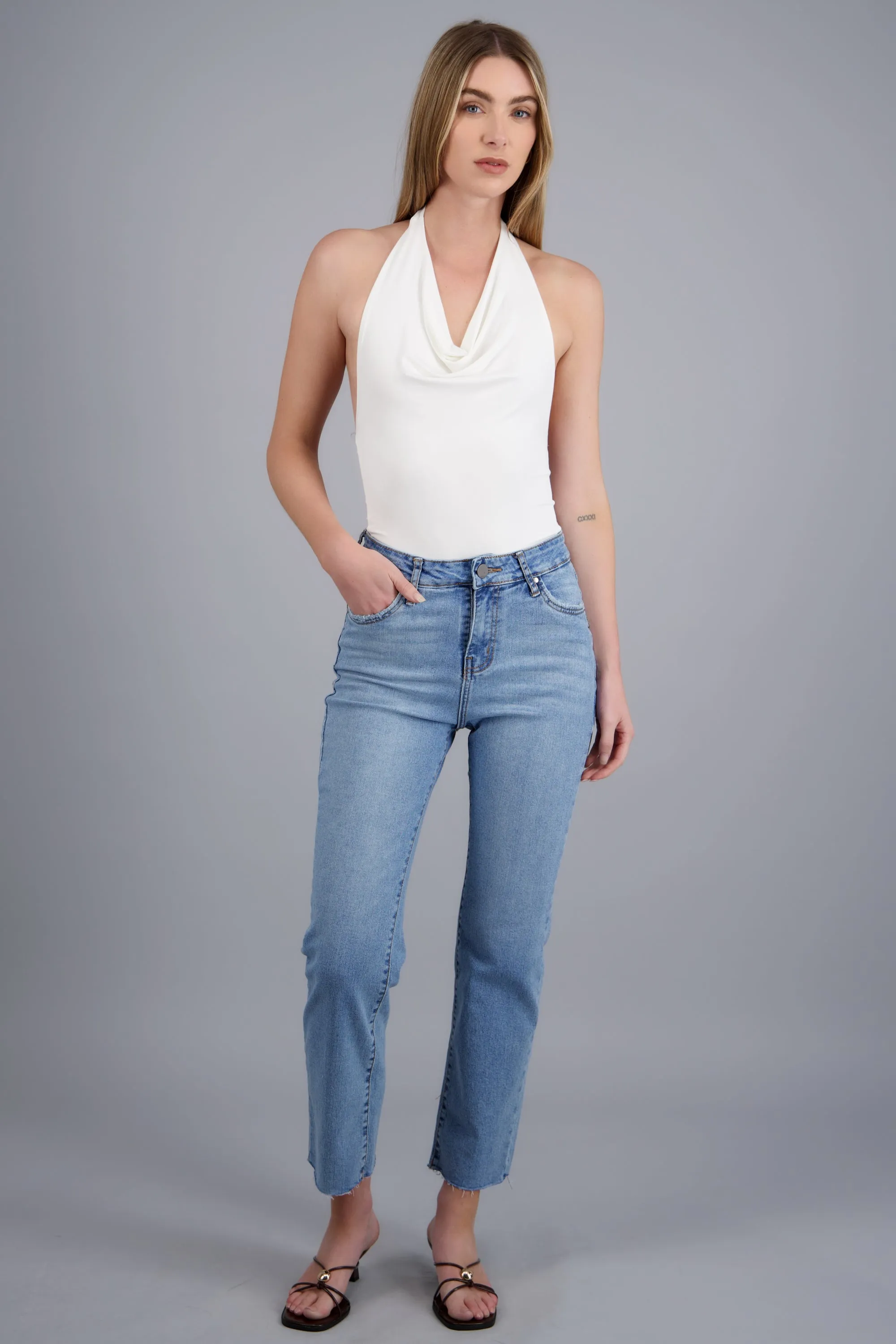 Body halter escote drapeado sold by Shasa product image thumbnail 2