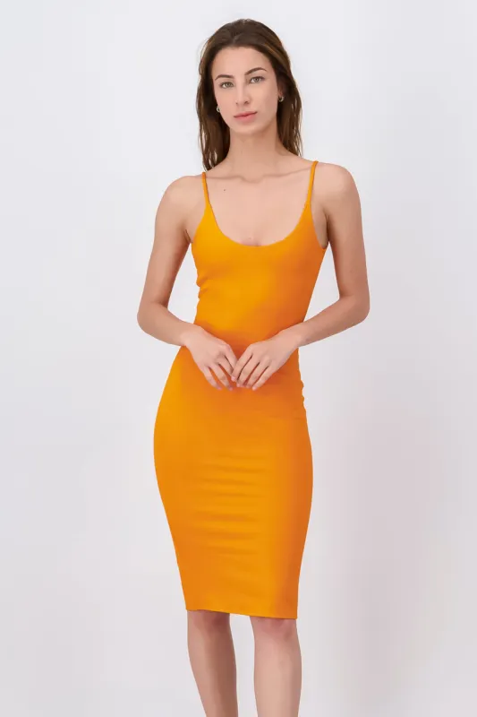 Vestido Midi Bodycon Abertura sold by Shasa