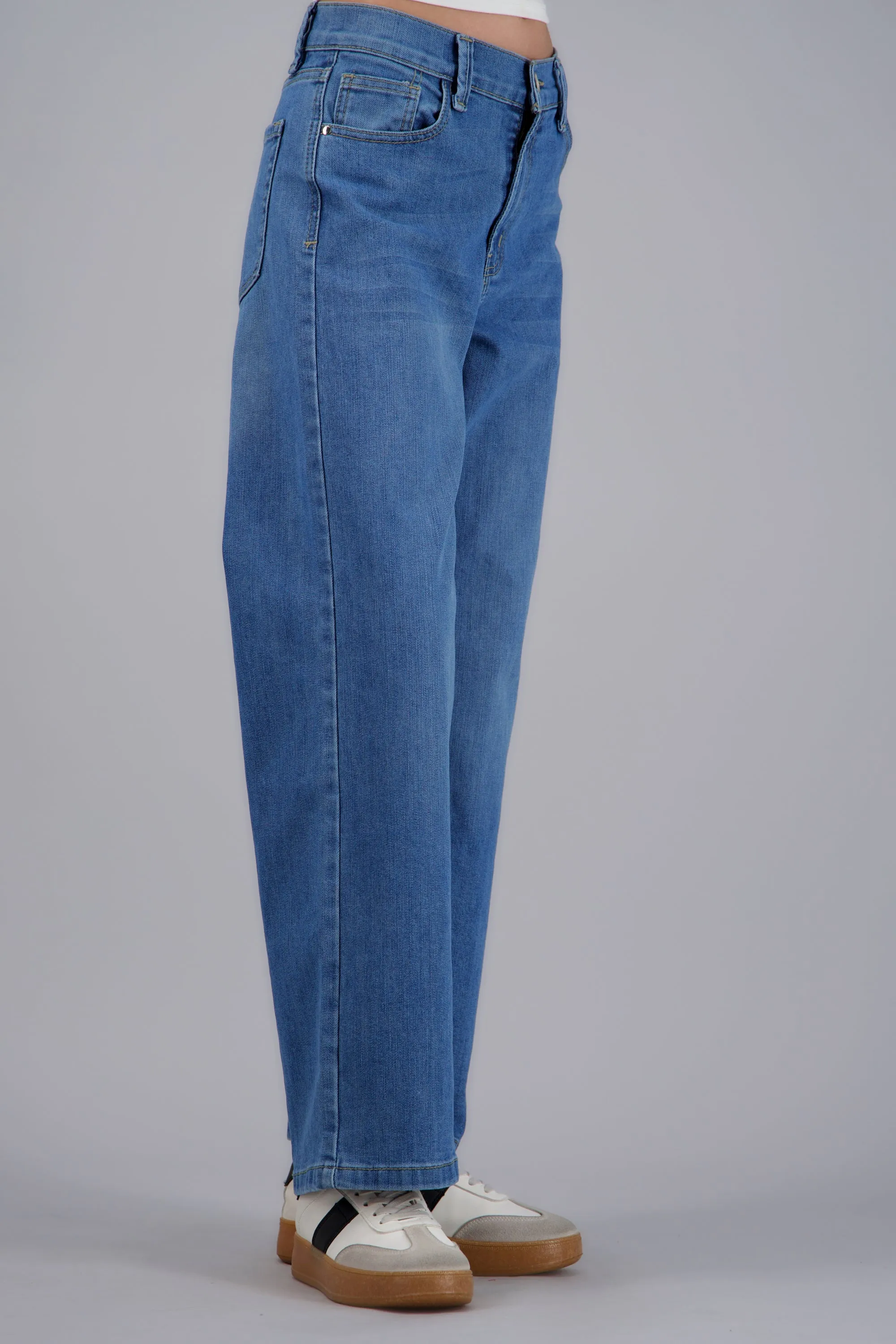 Jeans wide leg básicos desgaste sold by Shasa product image thumbnail 2