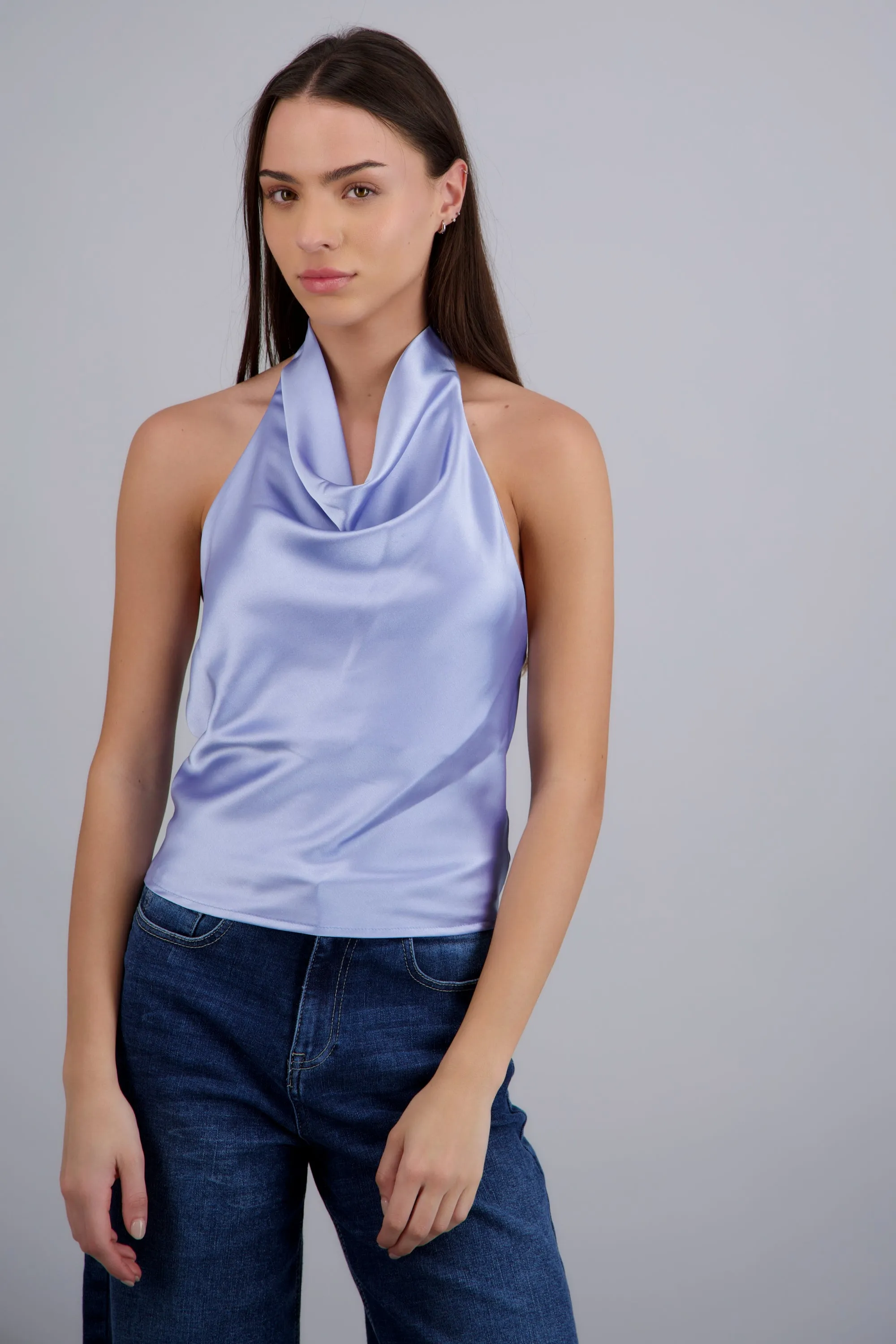 top halter cuello cascada sold by Shasa