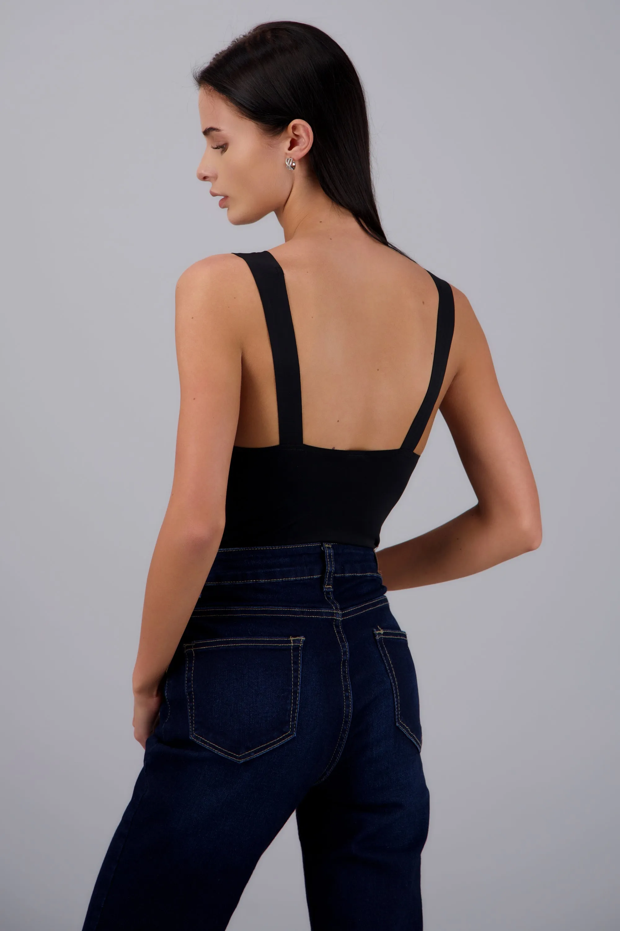 Bodysuit detalle en escote tirante ancho sold by Shasa product image thumbnail 3