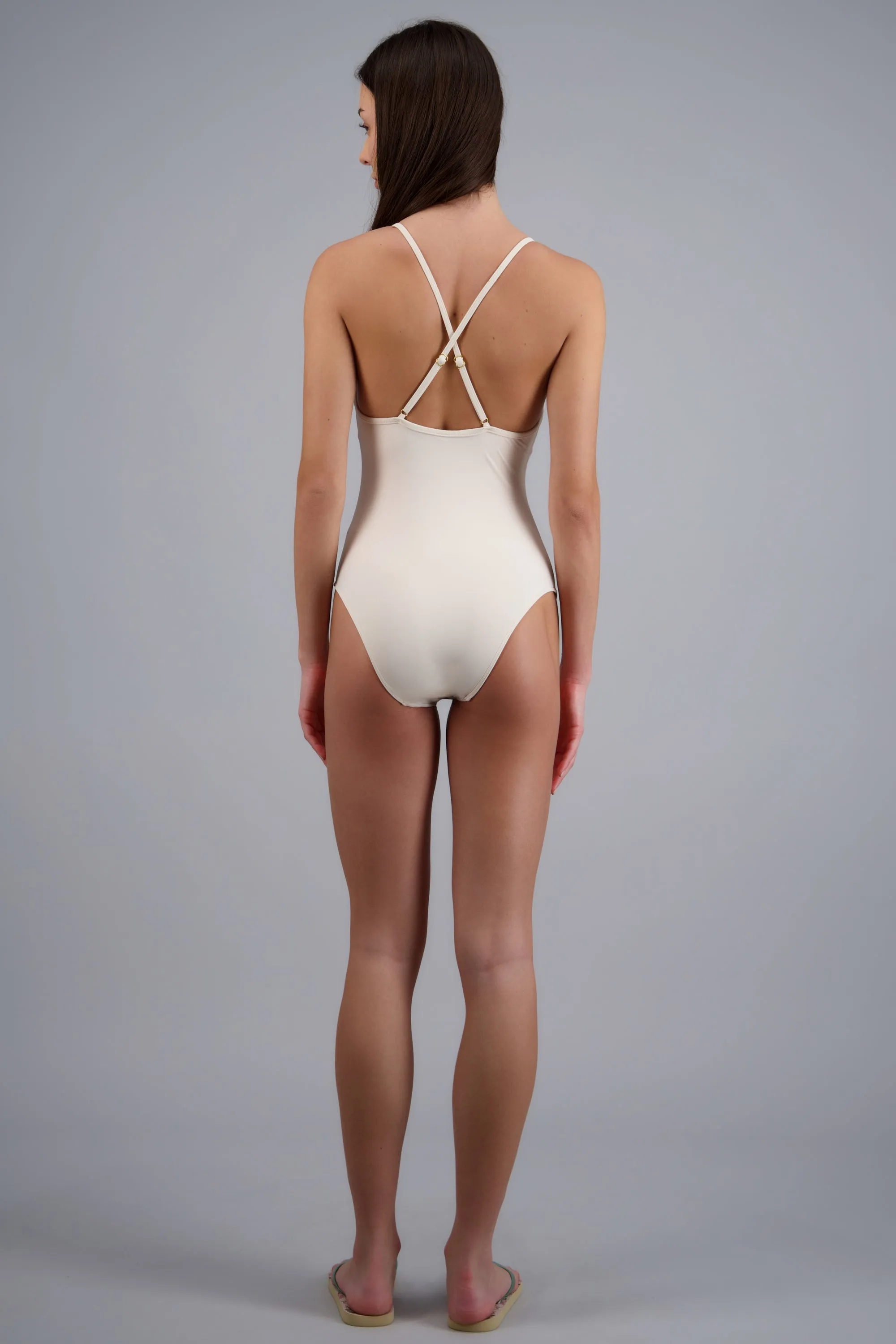 Traje de baño escote concha sold by Shasa product image thumbnail 4