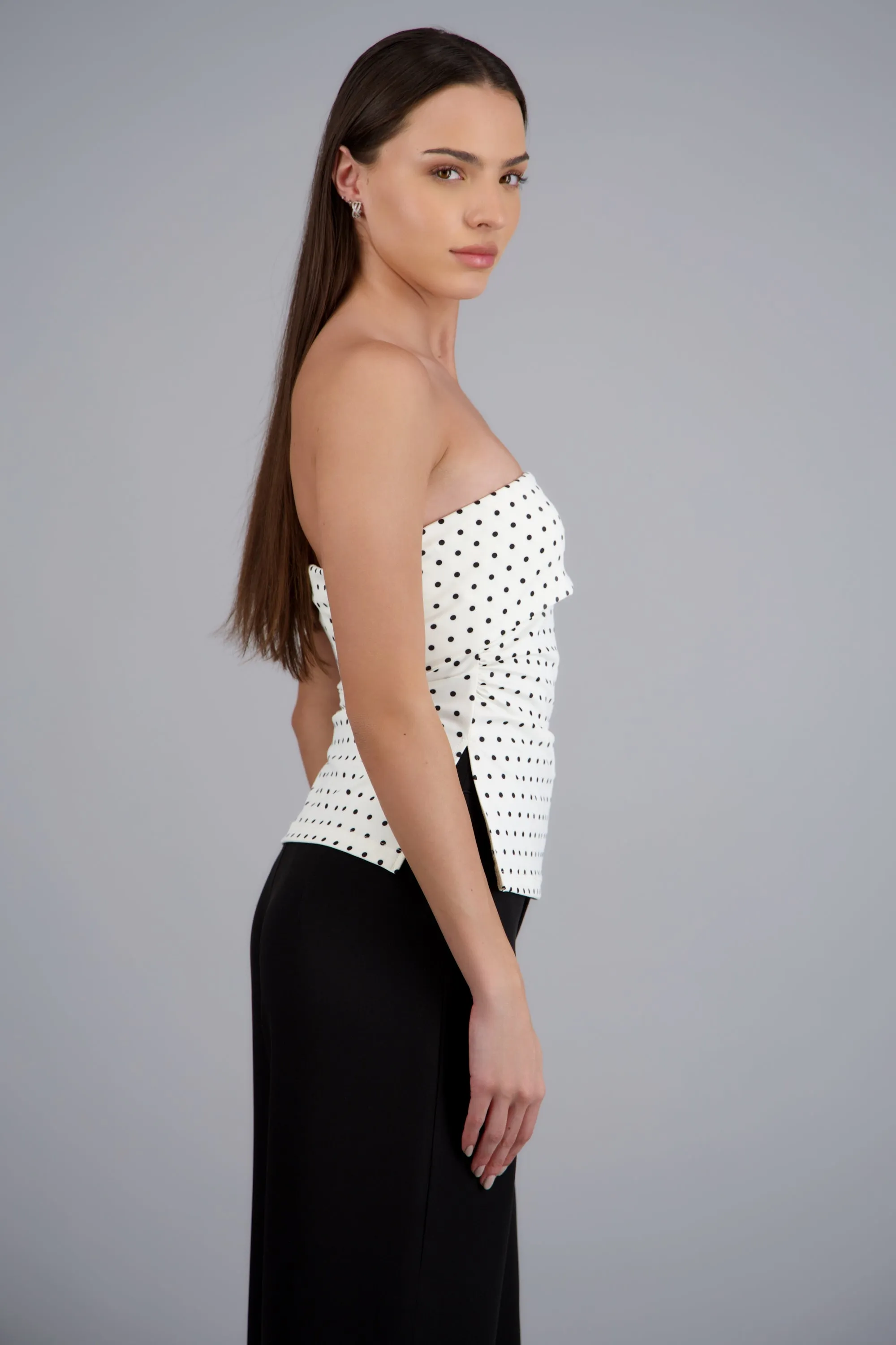 top tubo con dobles escote polka dots sold by Shasa product image thumbnail 2