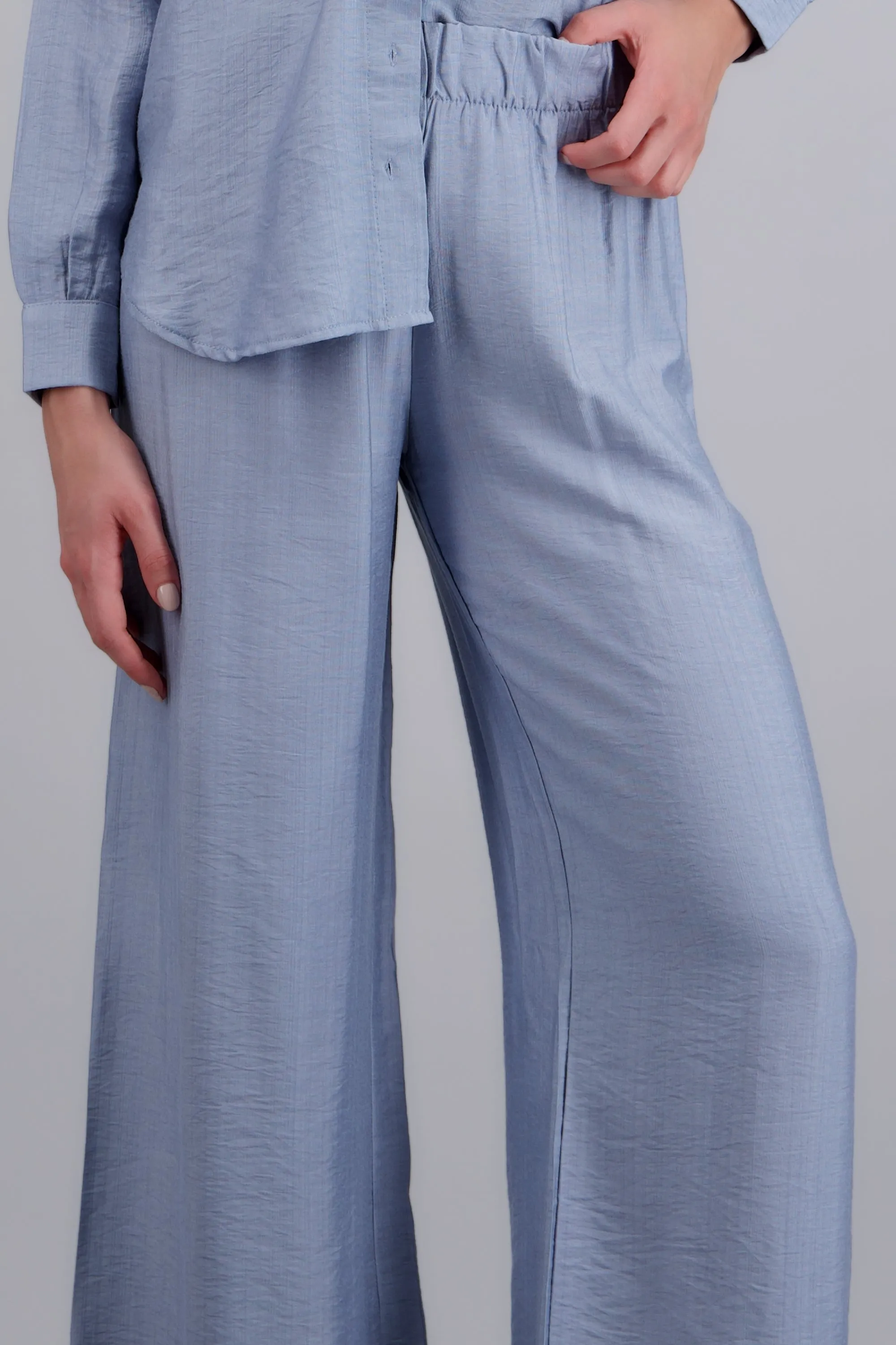Pantalon amplio textura sold by Shasa product image thumbnail 5