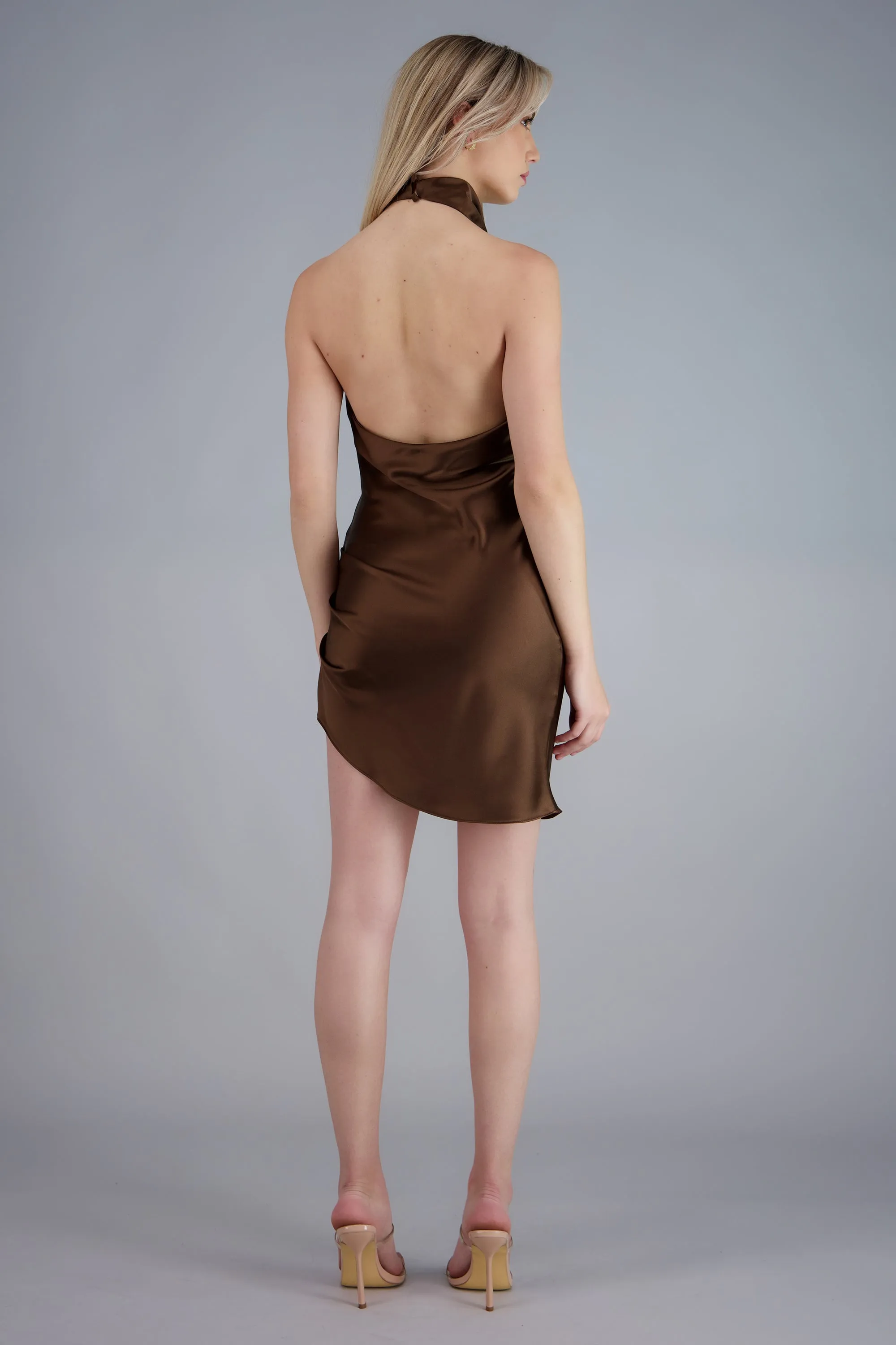 Vestido satin halter espalda abierta sold by Shasa product image thumbnail 4