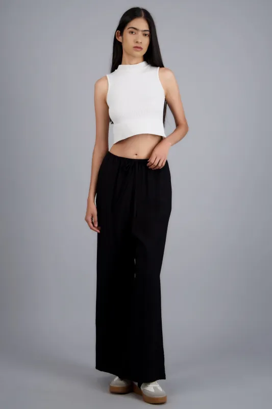 Pantalon ligero pretina ajustable sold by Shasa