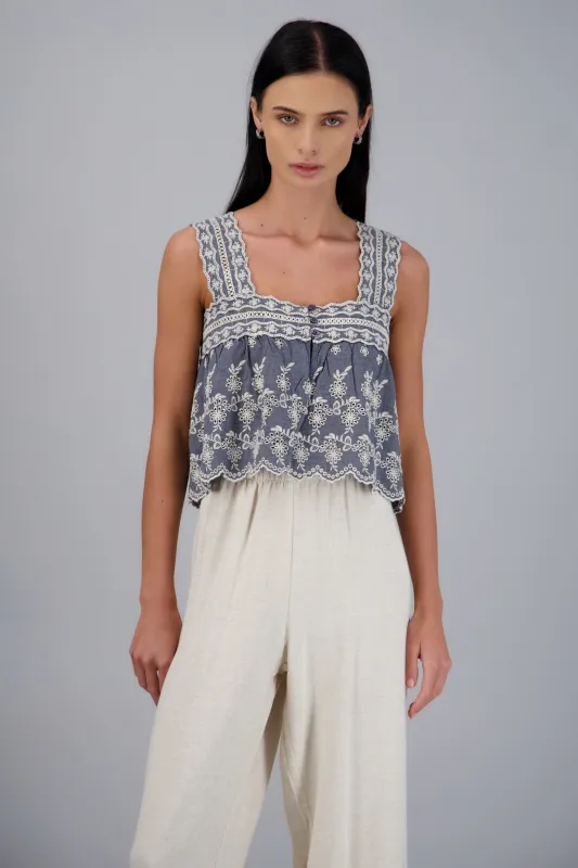 Blusa peplum bordado eyelet made by Shasa