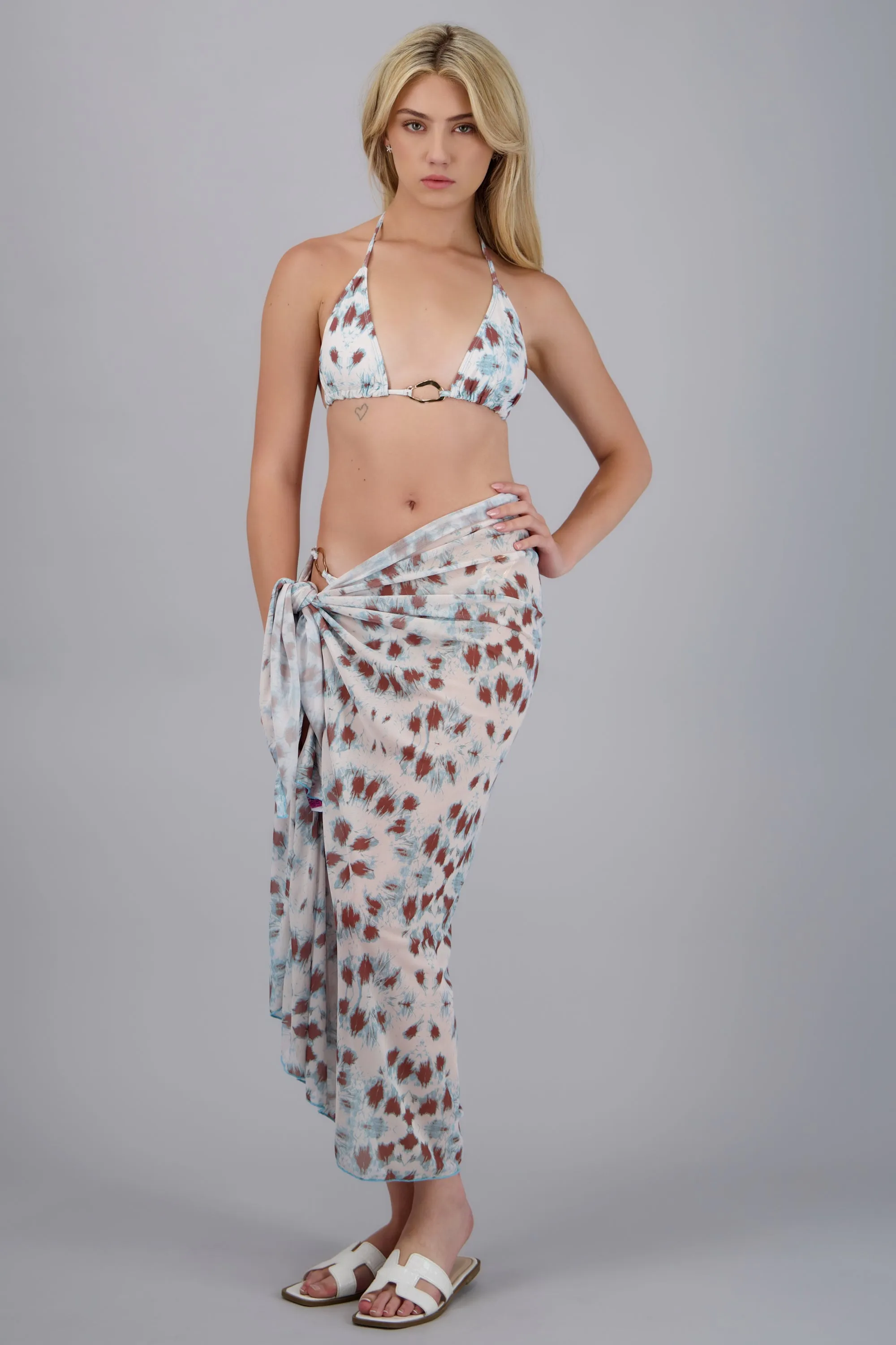 Bikini tres piezas estampado degradado sold by Shasa
