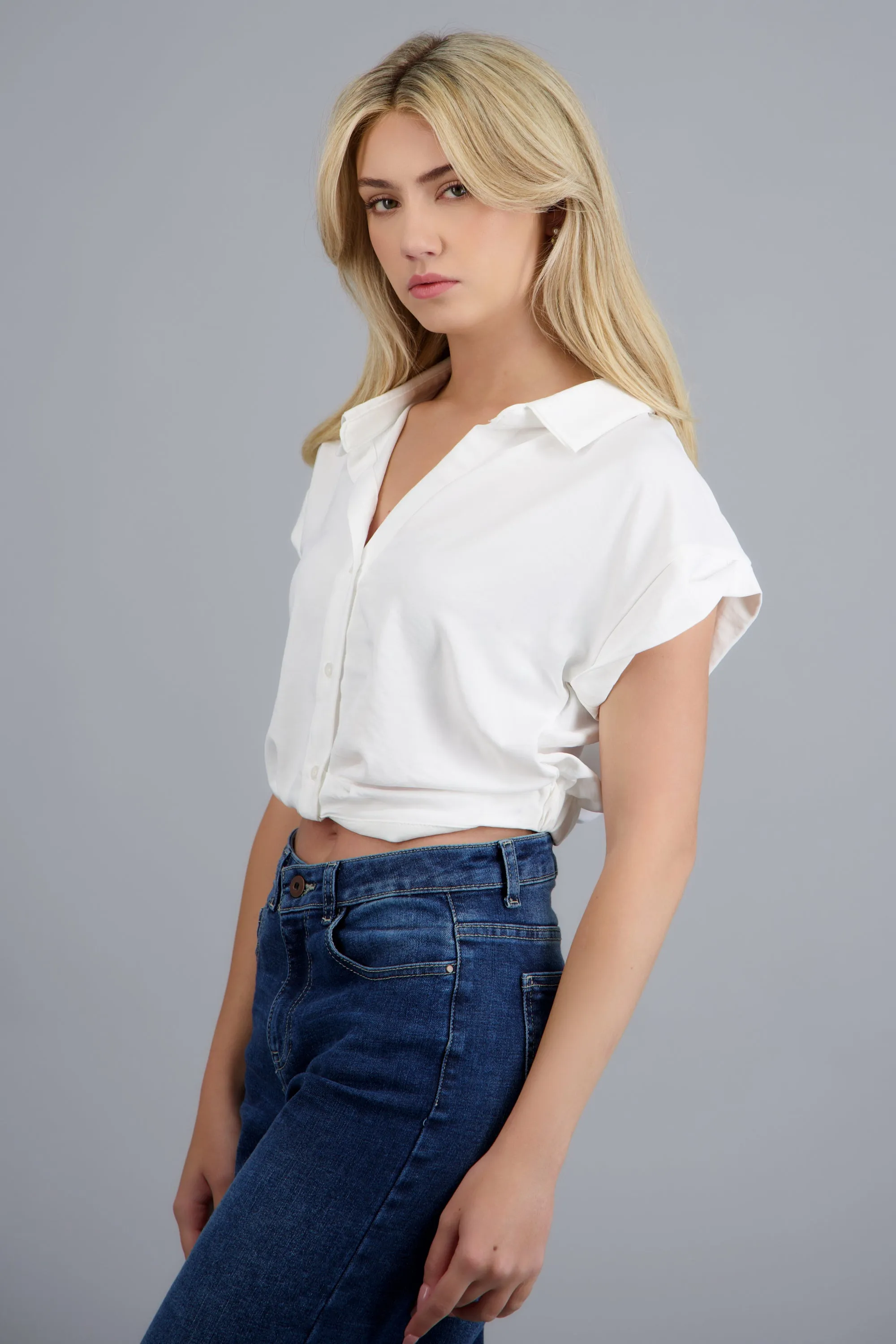Camisa crop manga corta sold by Shasa product image thumbnail 2