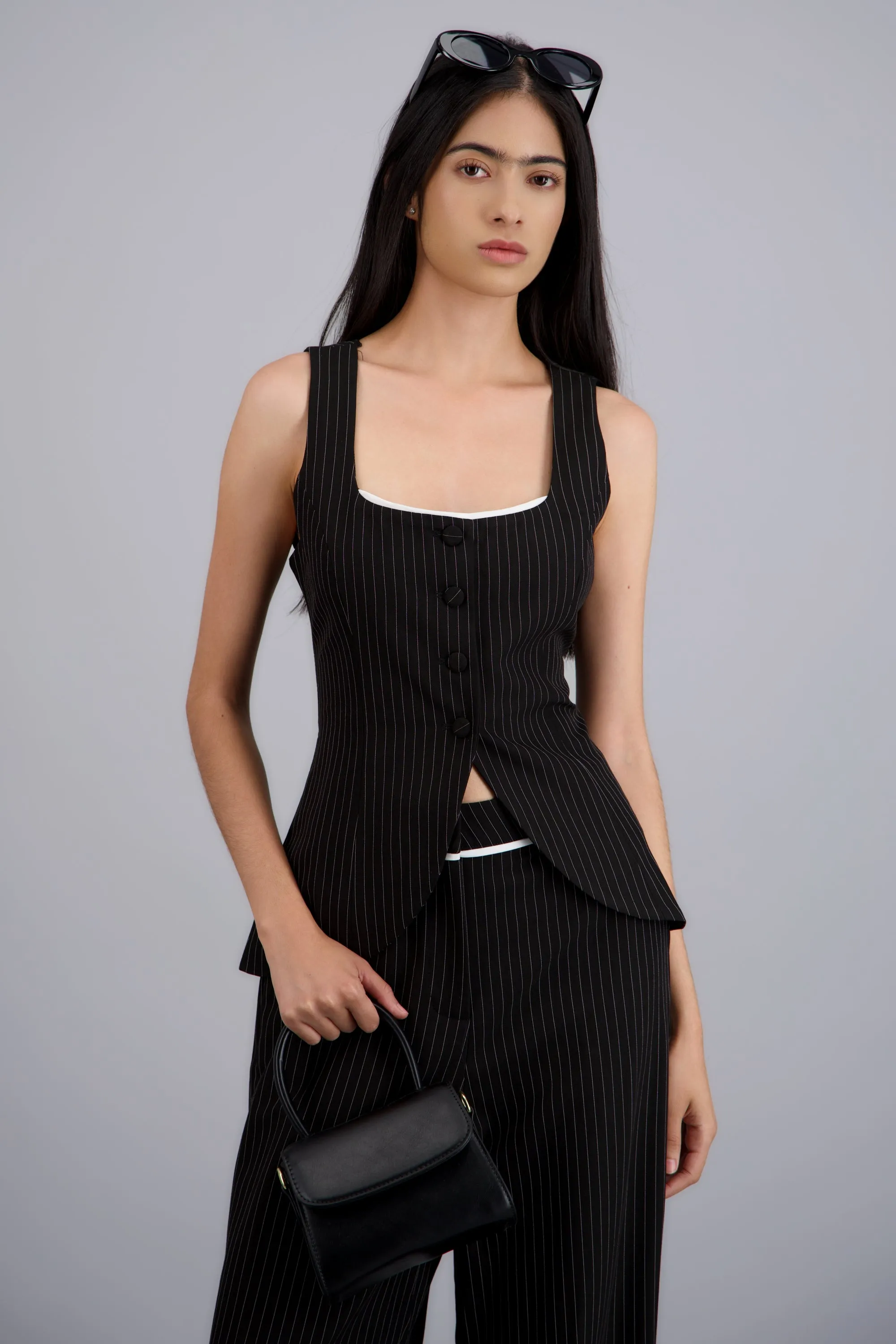 Chaleco contraste sold by Shasa