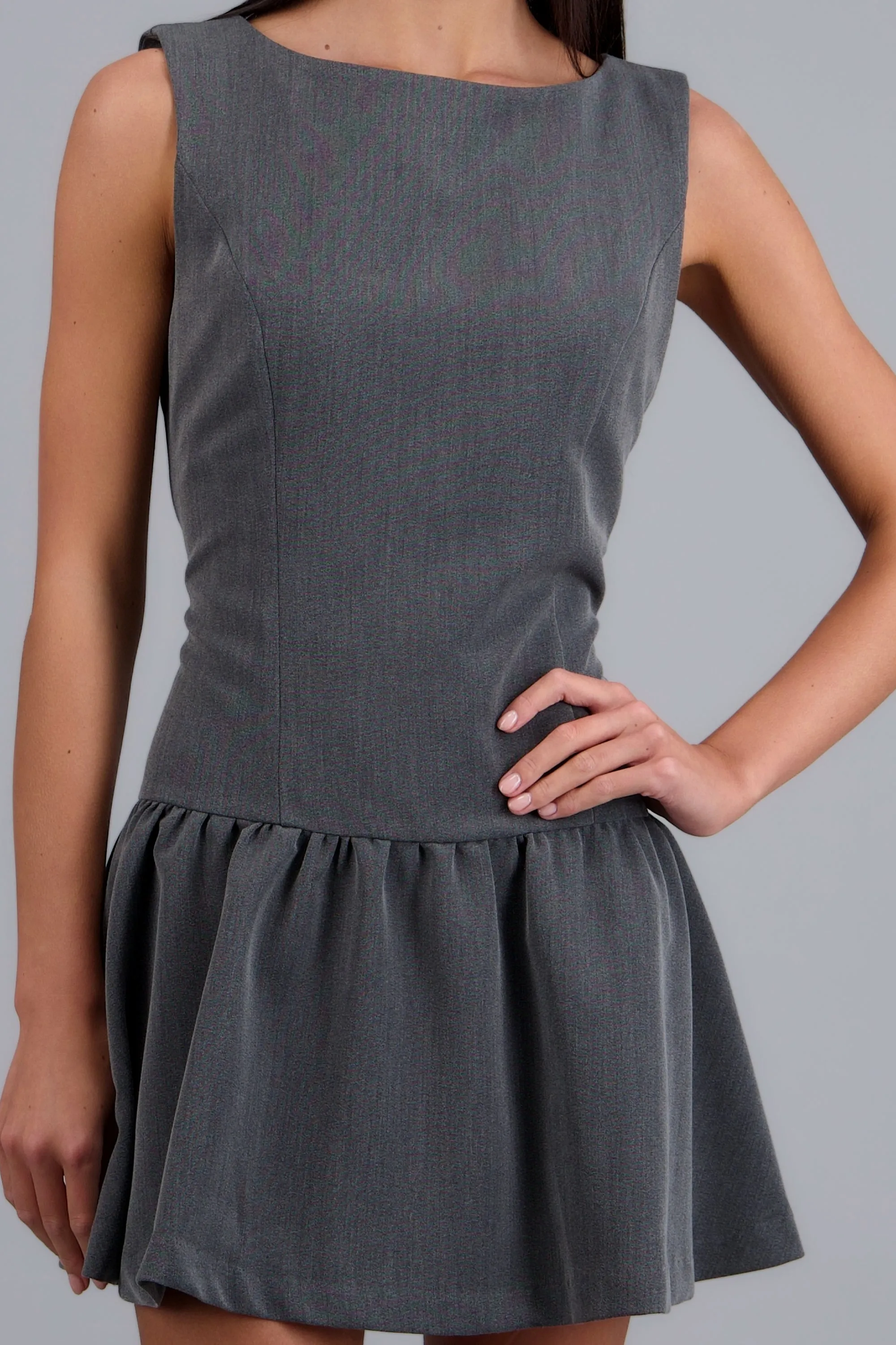 Vestido mini escote redondo con olan sold by Shasa product image thumbnail 5