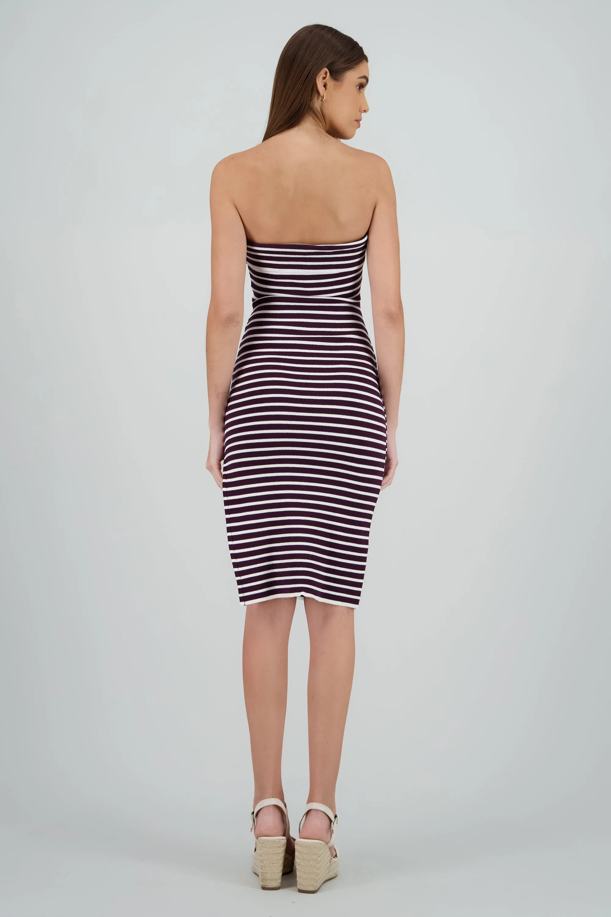 VESTIDO TEJIDO MINI DET ABERTURA KNI sold by Shasa product image thumbnail 4