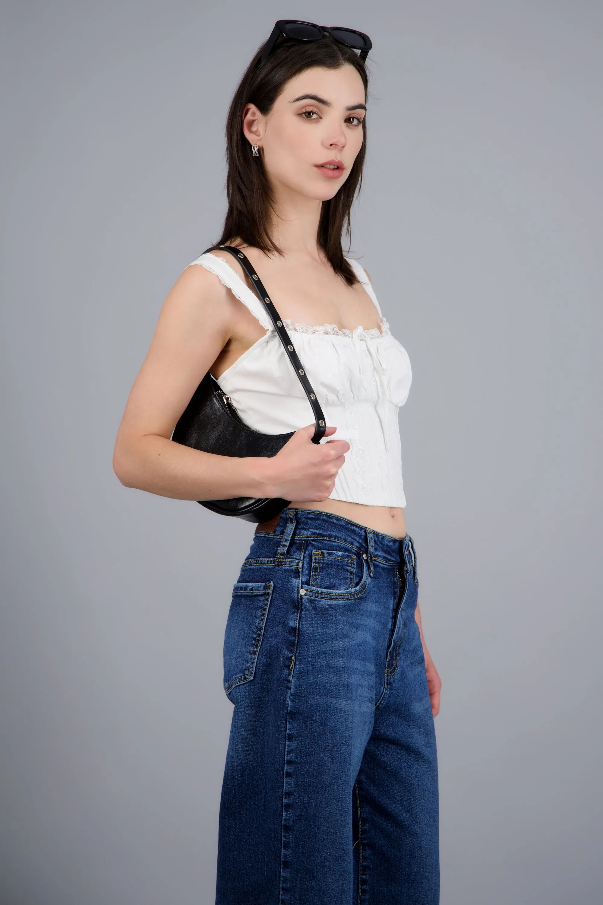 Blusa detalle encaje con tirantes sold by Shasa product image thumbnail 2