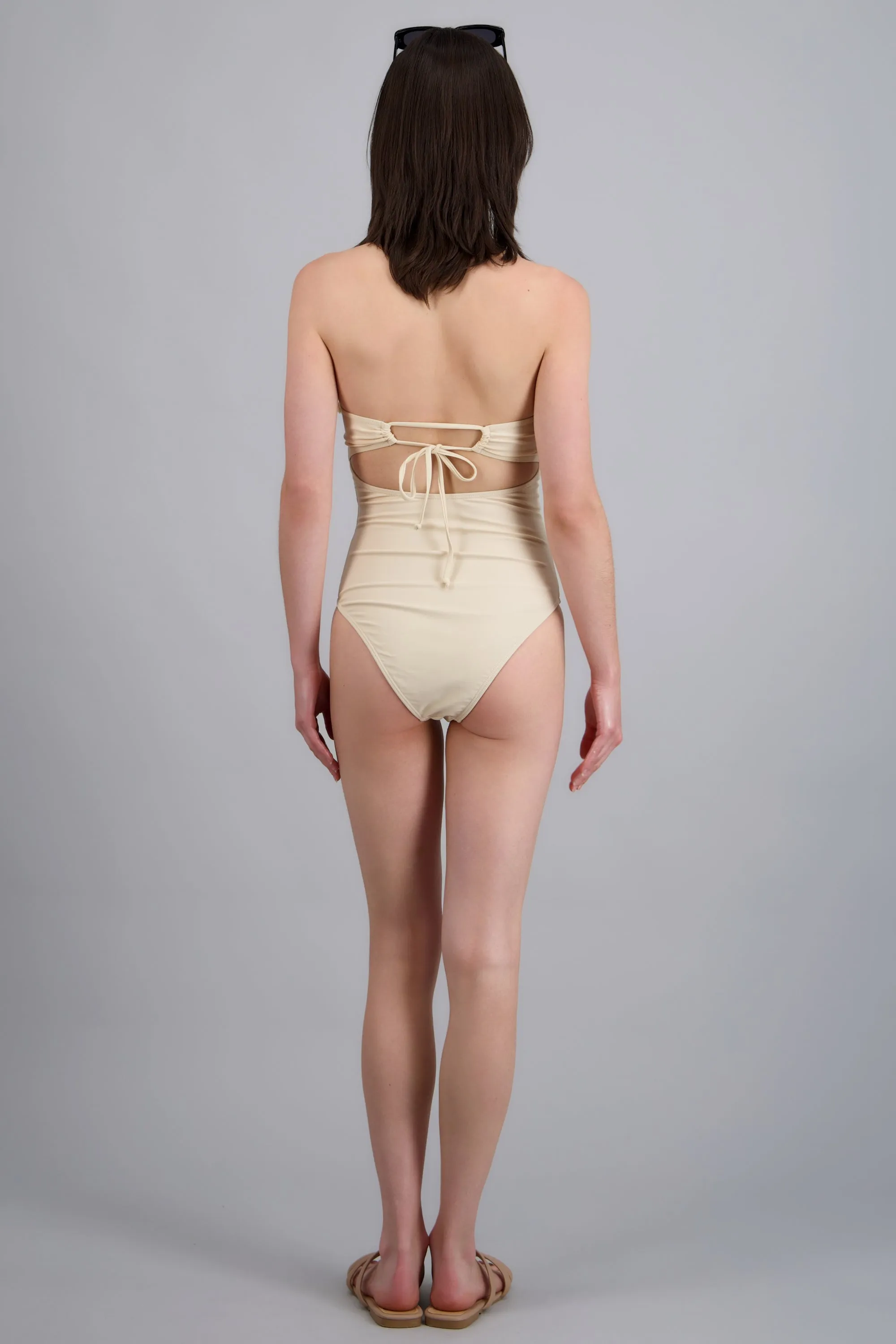 Traje de baño conchitas sold by Shasa product image thumbnail 4