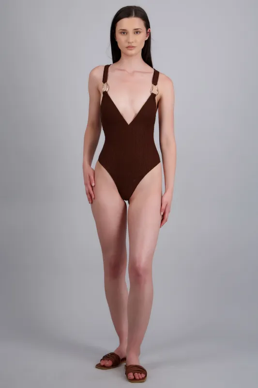 Traje de baño textura aros tirantes sold by Shasa