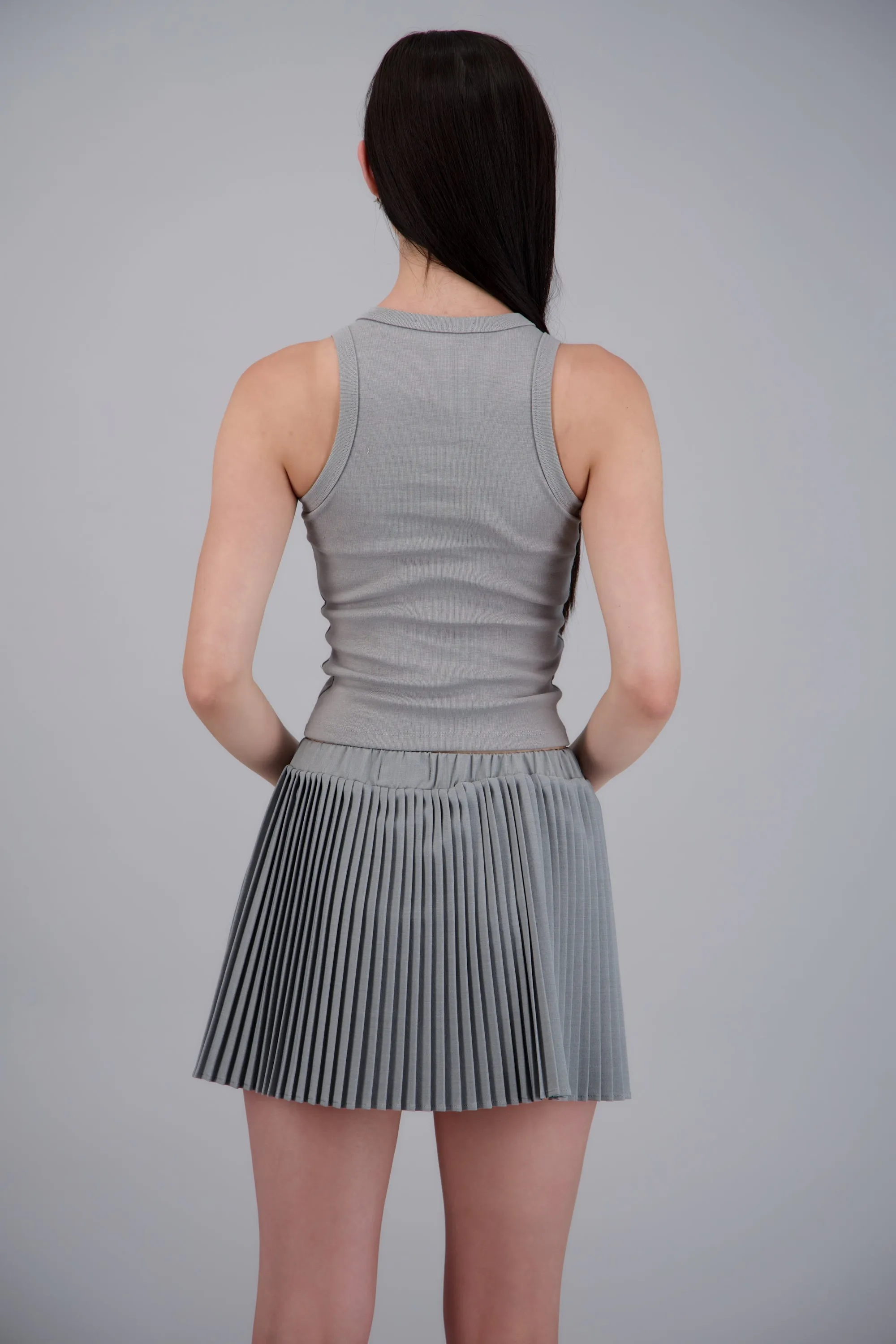 Tank top crop cuello redondo sold by Shasa product image thumbnail 4