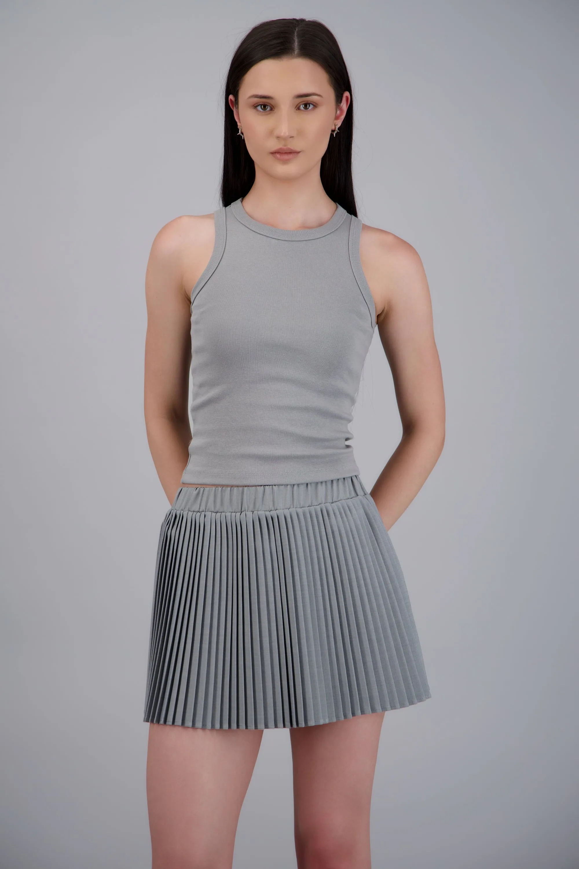 Tank top crop cuello redondo sold by Shasa product image thumbnail 3