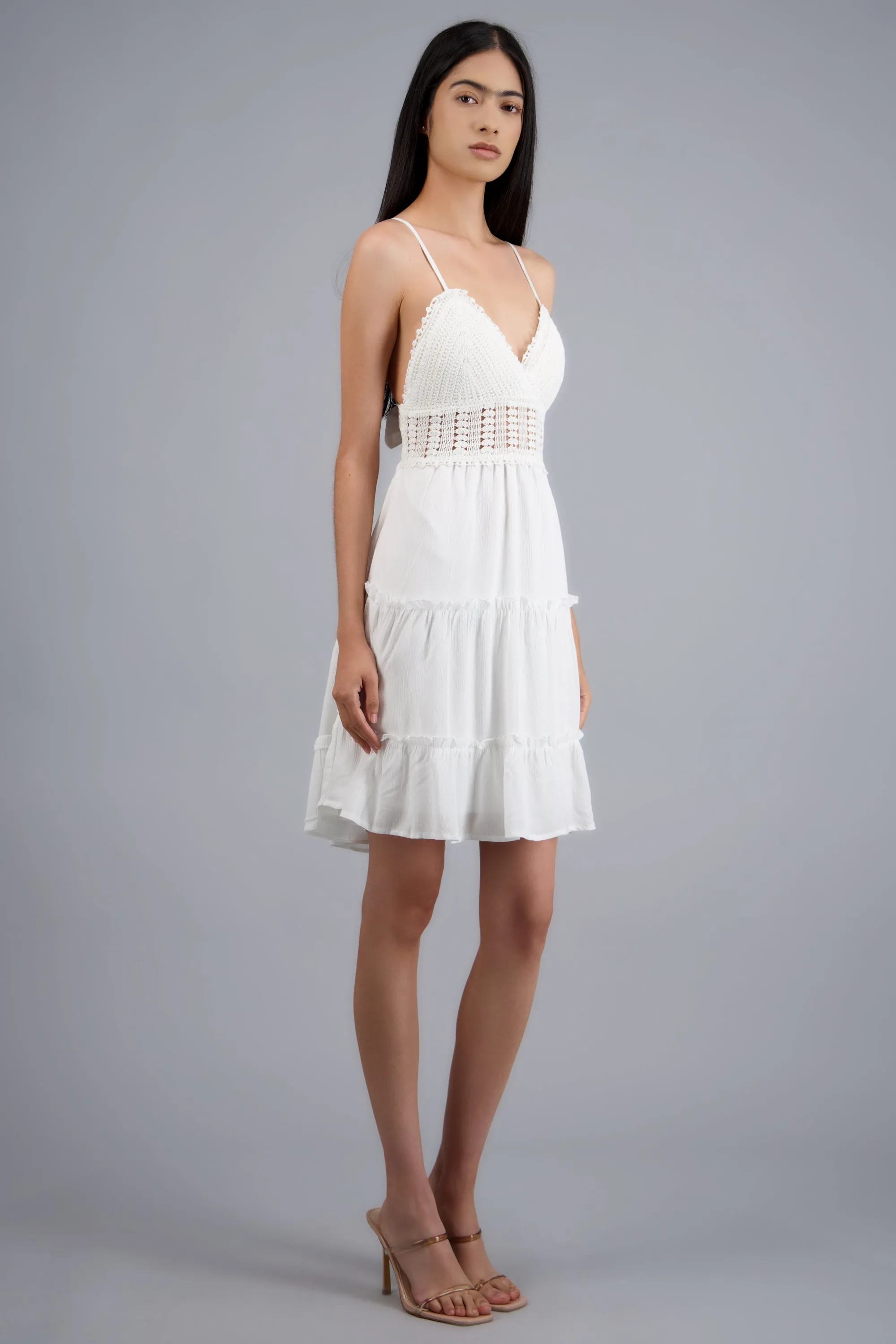 VESTIDO MINI LISO CON CROCHET sold by Shasa product image thumbnail 2