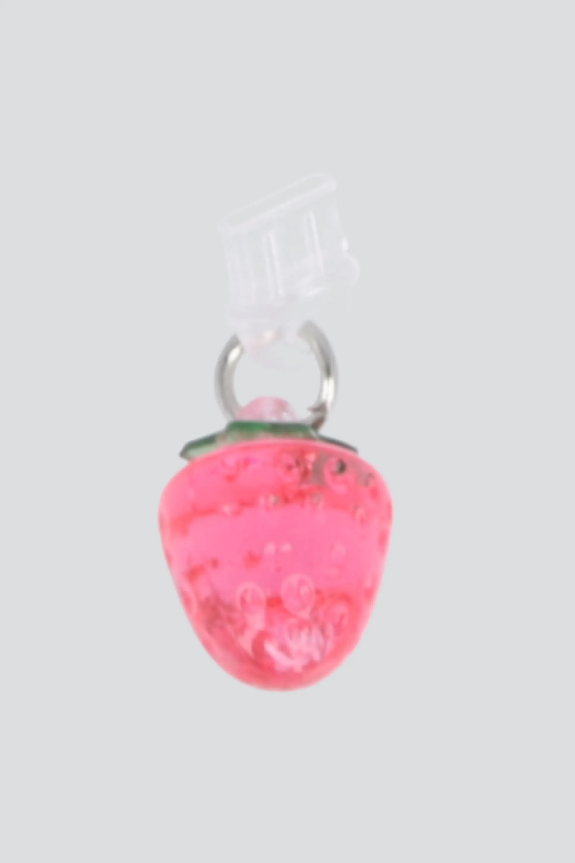 Cel charm fresa grande tipo c sold by Shasa