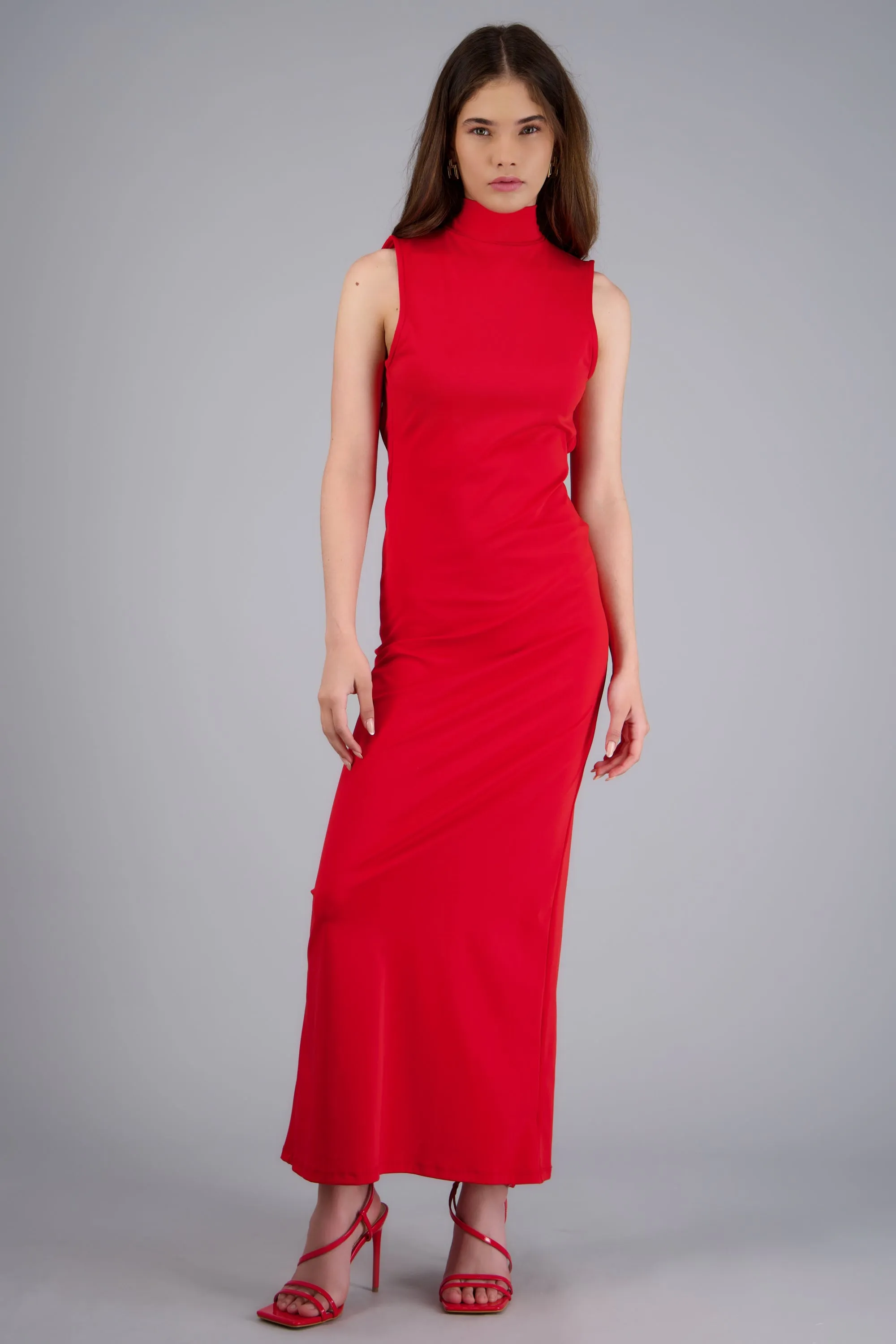 Vestido maxi halter sold by Shasa product image thumbnail 2
