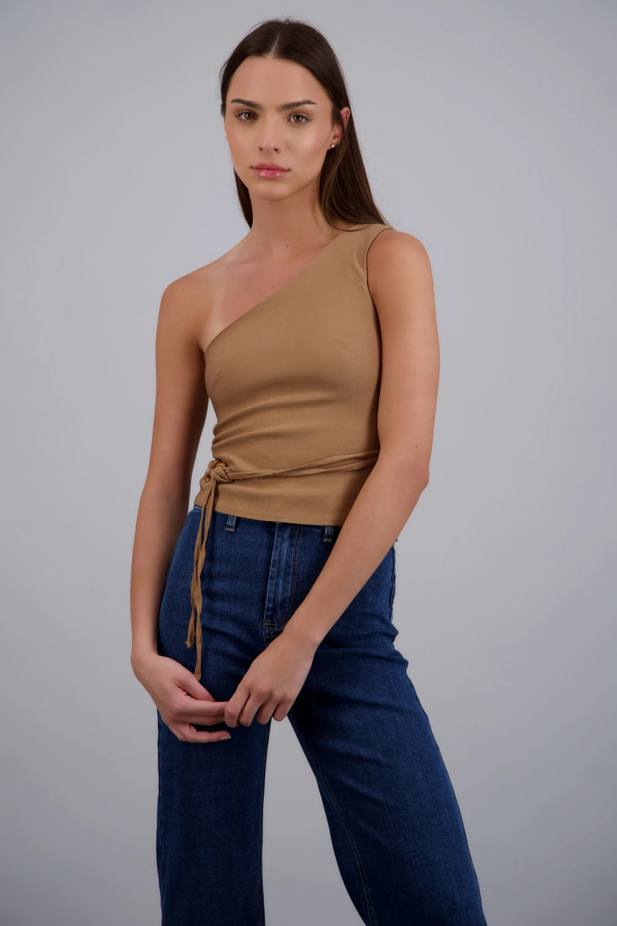 Top asimétrico cinto con aro irregular sold by Shasa product image thumbnail 3