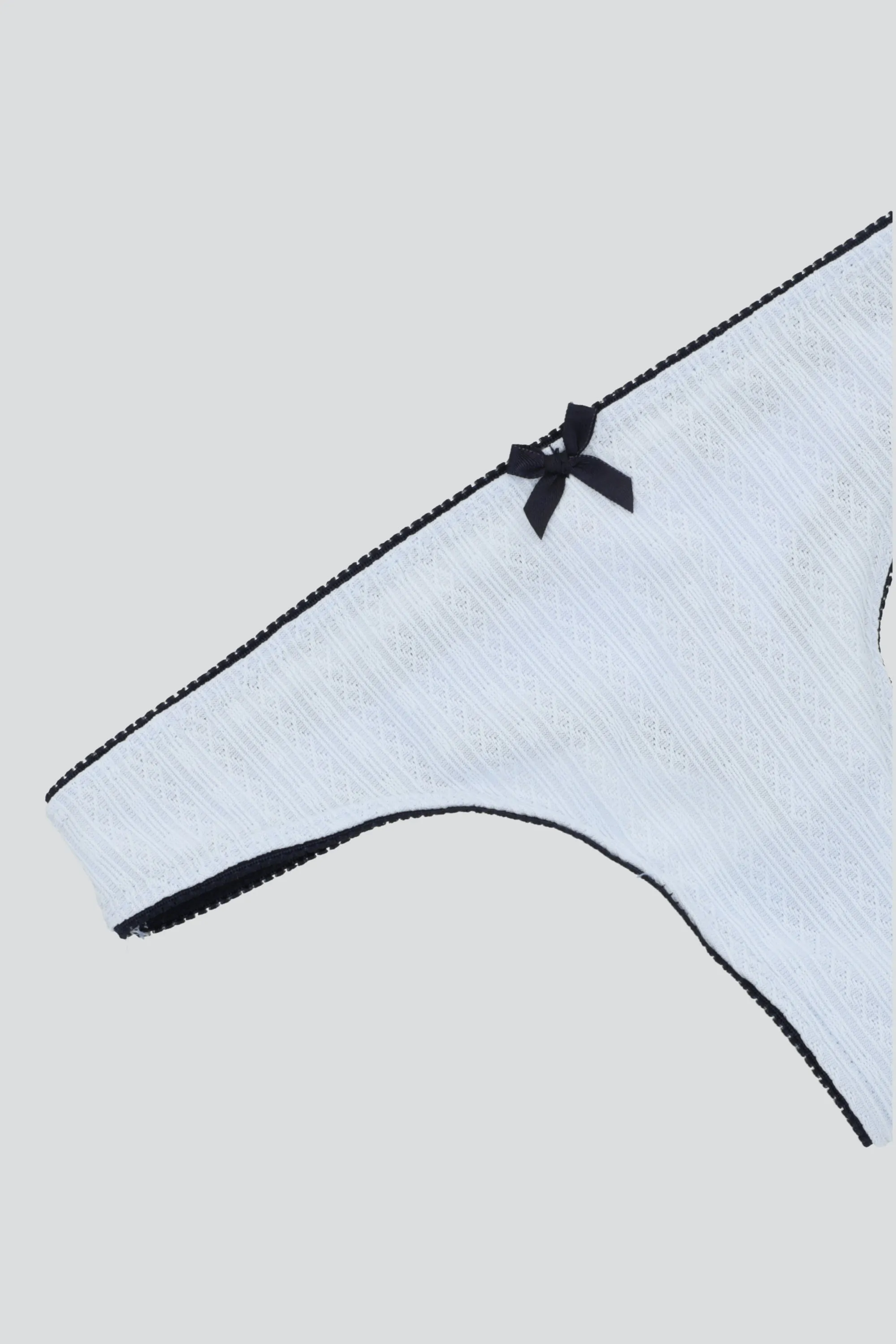 Tanga detalle tela rombos contraste sold by Shasa product image thumbnail 3