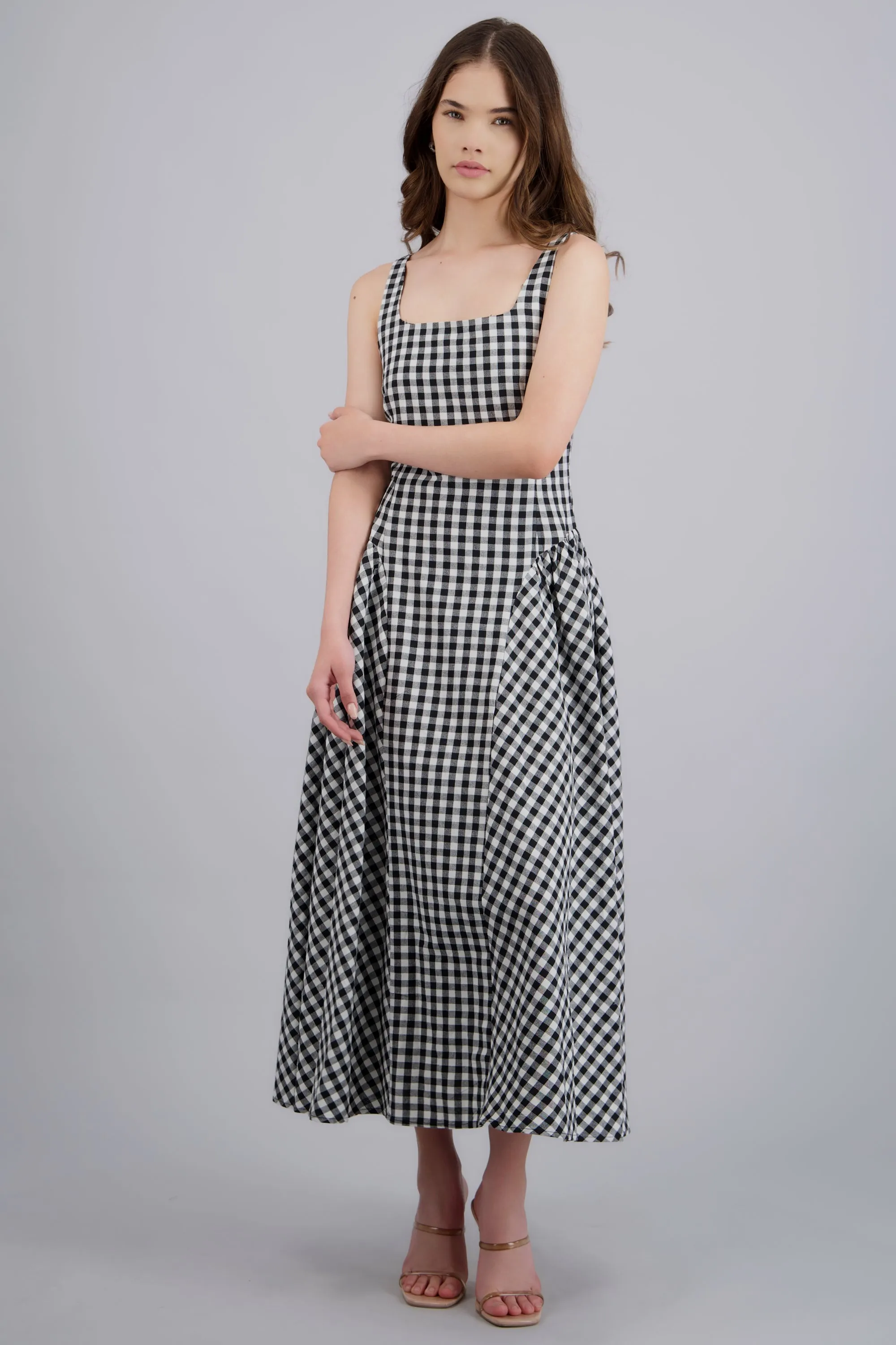 Vestido midi con tirantes gingham sold by Shasa product image thumbnail 3