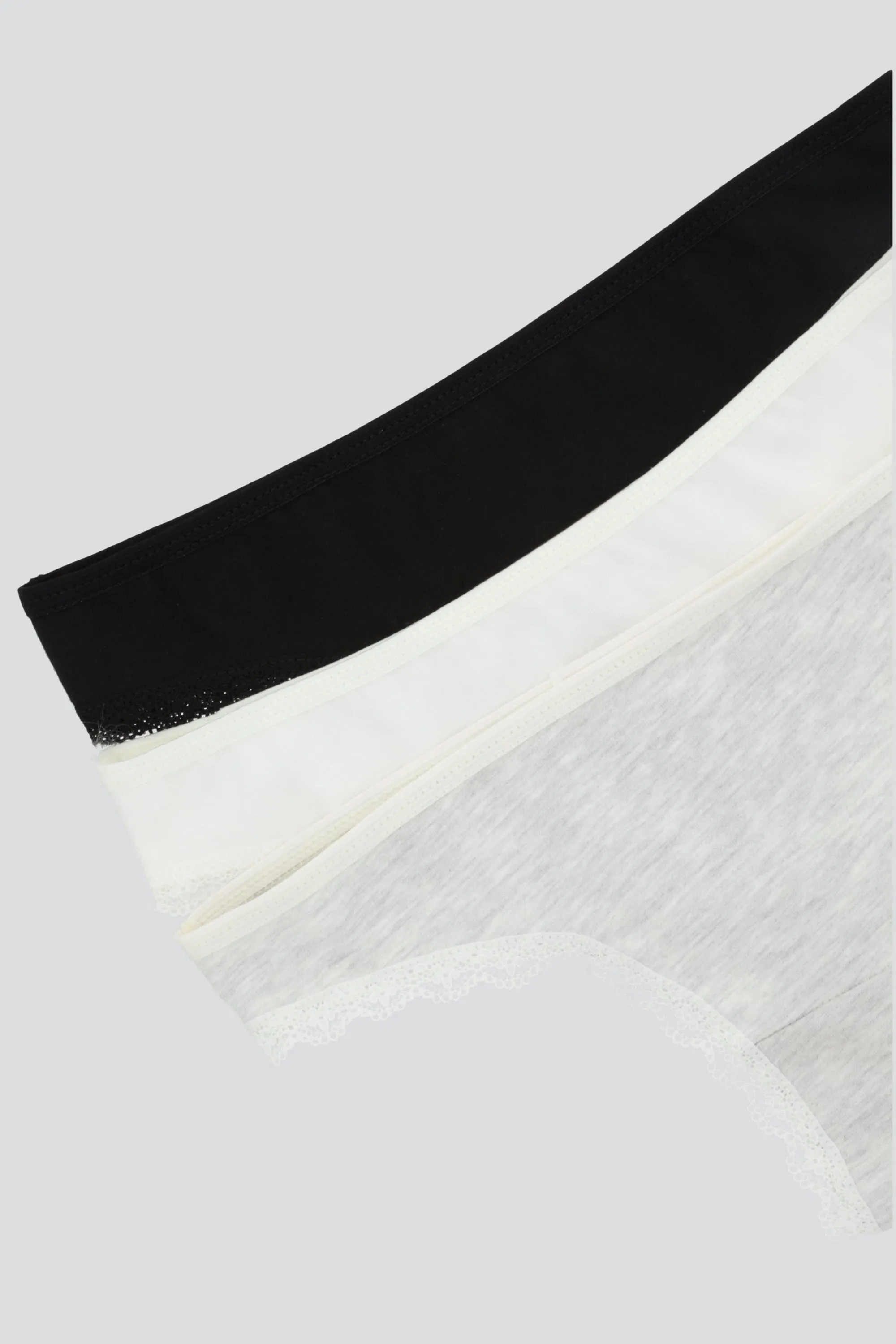 Tripack tanga básica bordes encaje sold by Shasa product image thumbnail 3