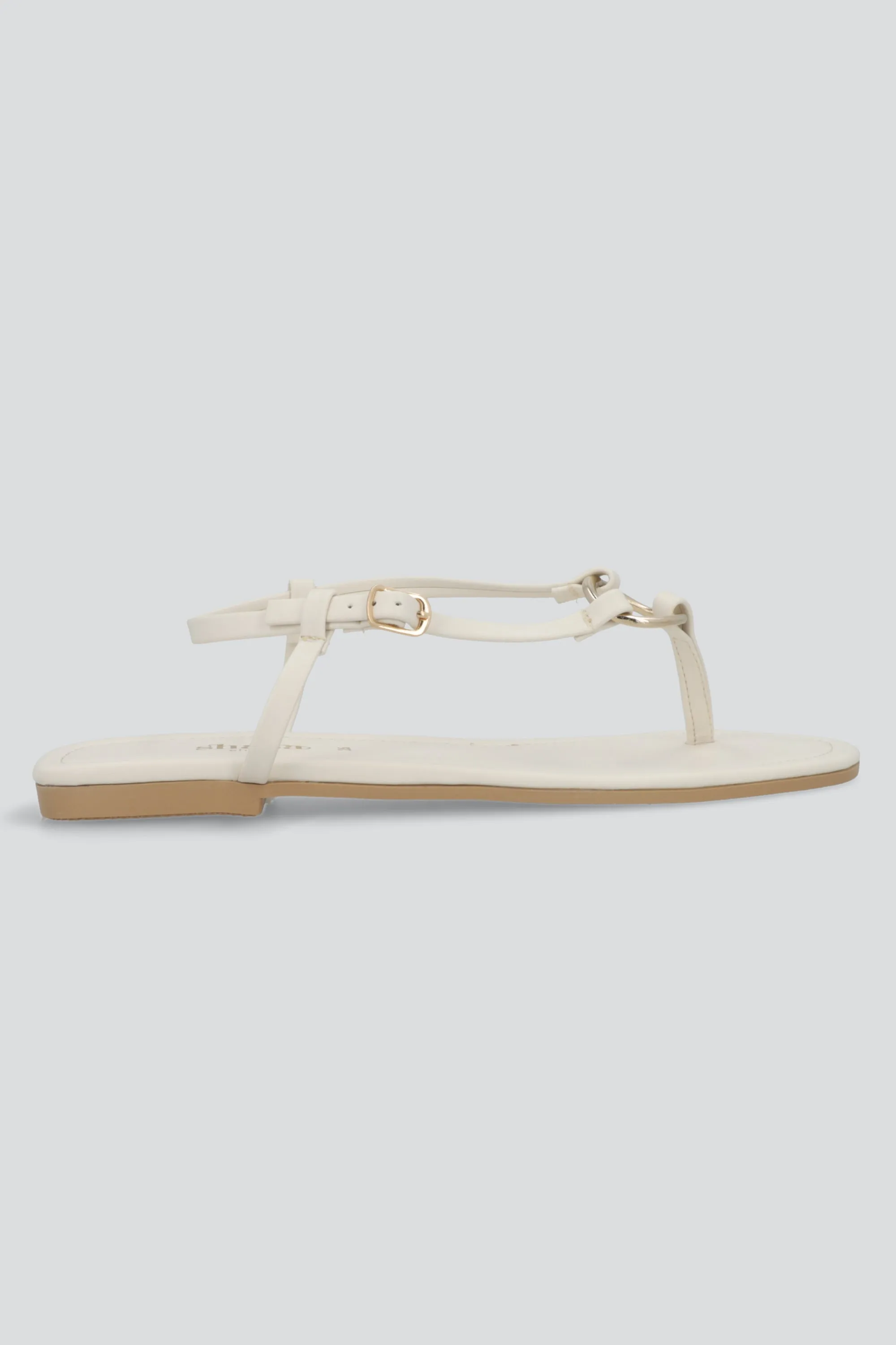 Sandalia tiras argolla sold by Shasa