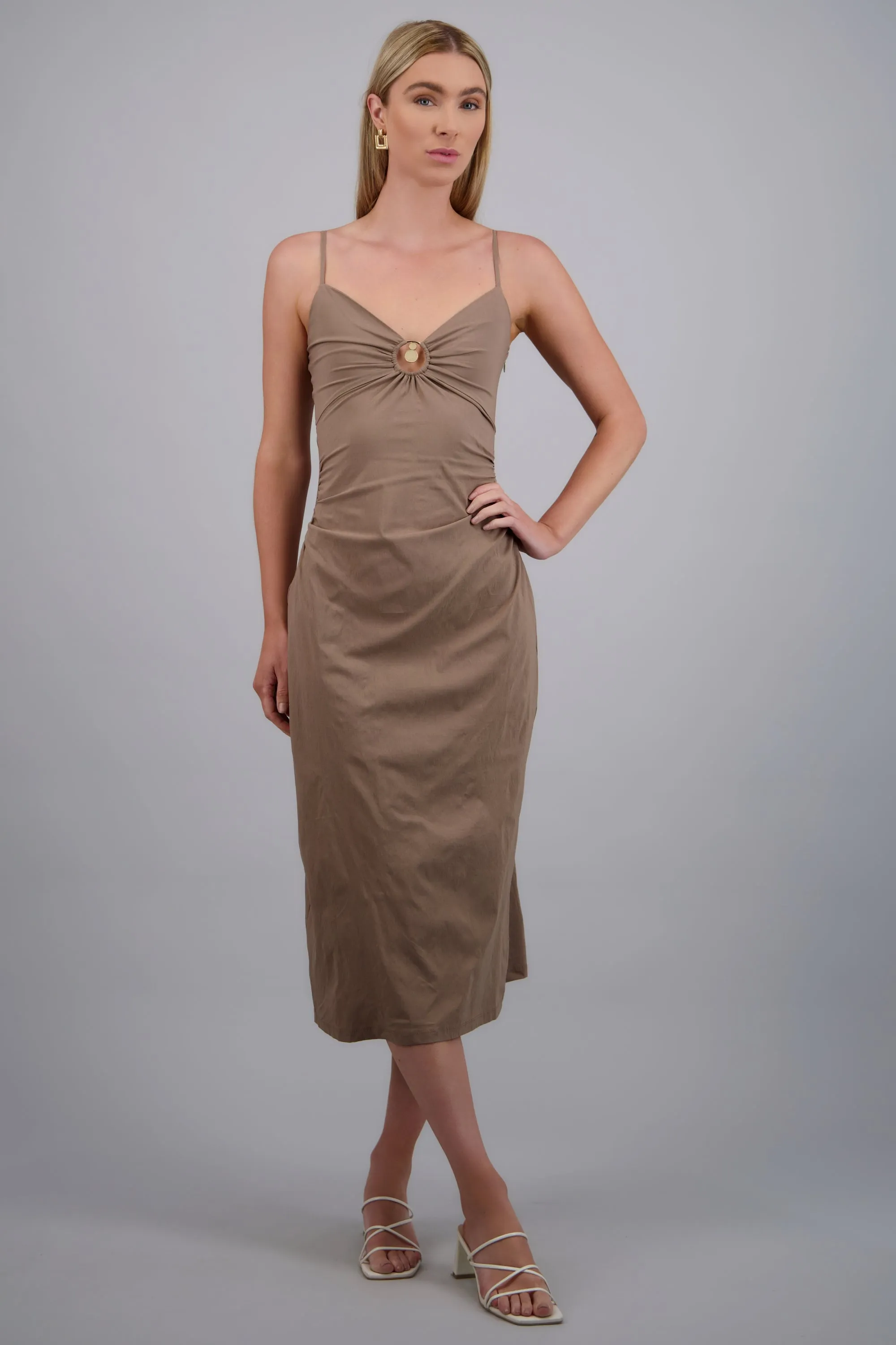 Vestido midi escote detalle metalico sold by Shasa