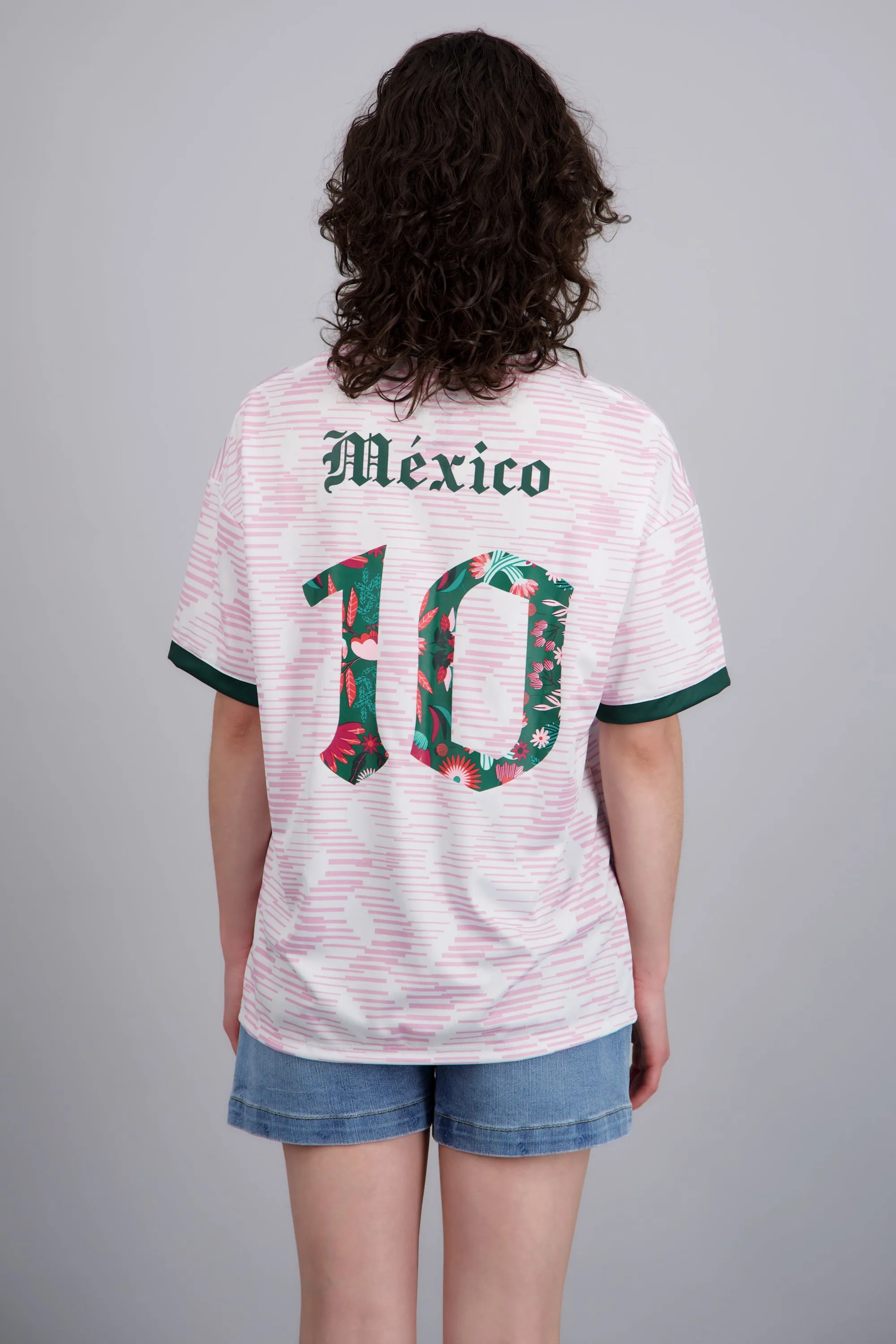 Playera deportiva México gráfico líneas sold by Shasa