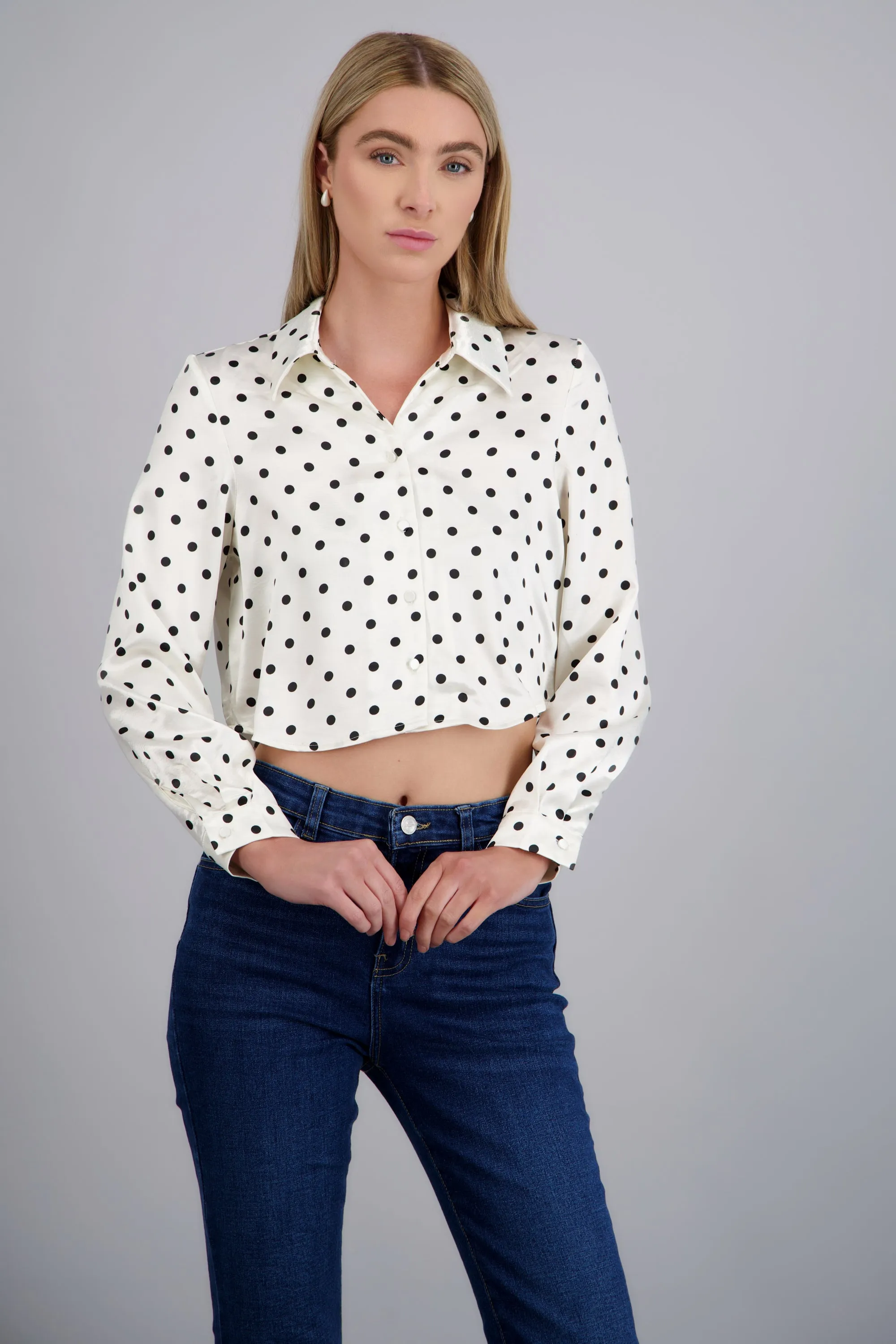 Camisa satín polka dots sold by Shasa