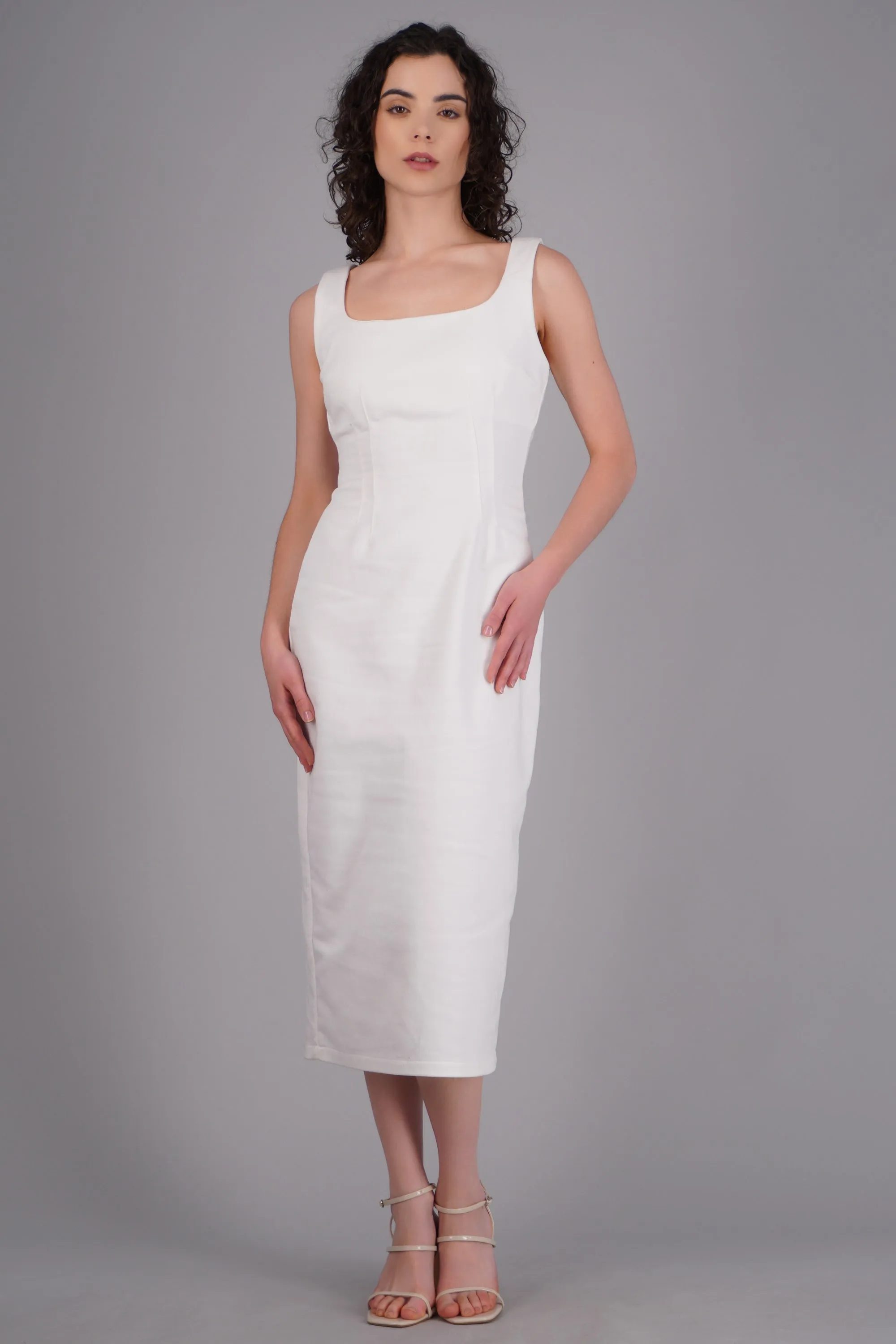 Vestido bodycon denim sold by Shasa