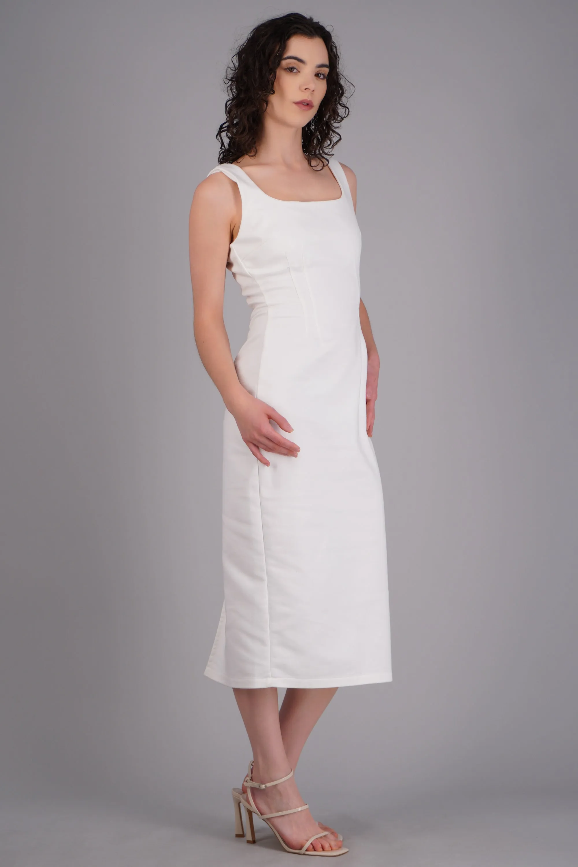 Vestido bodycon denim sold by Shasa product image thumbnail 2