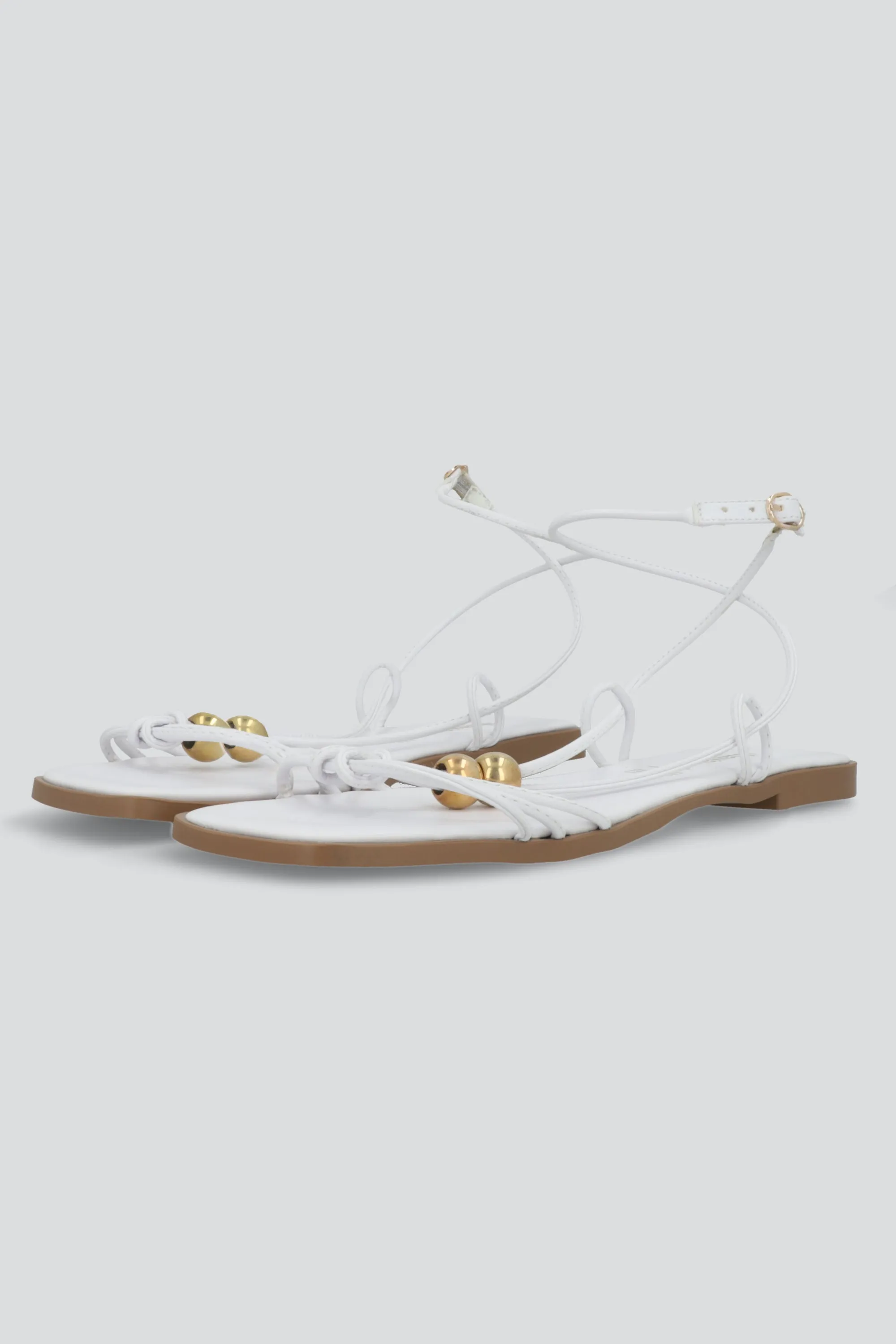 Sandalia tiras aplicacion metalica sold by Shasa product image thumbnail 2