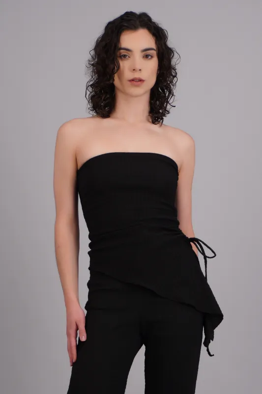 Top strapless textura asimetrico made by Shasa